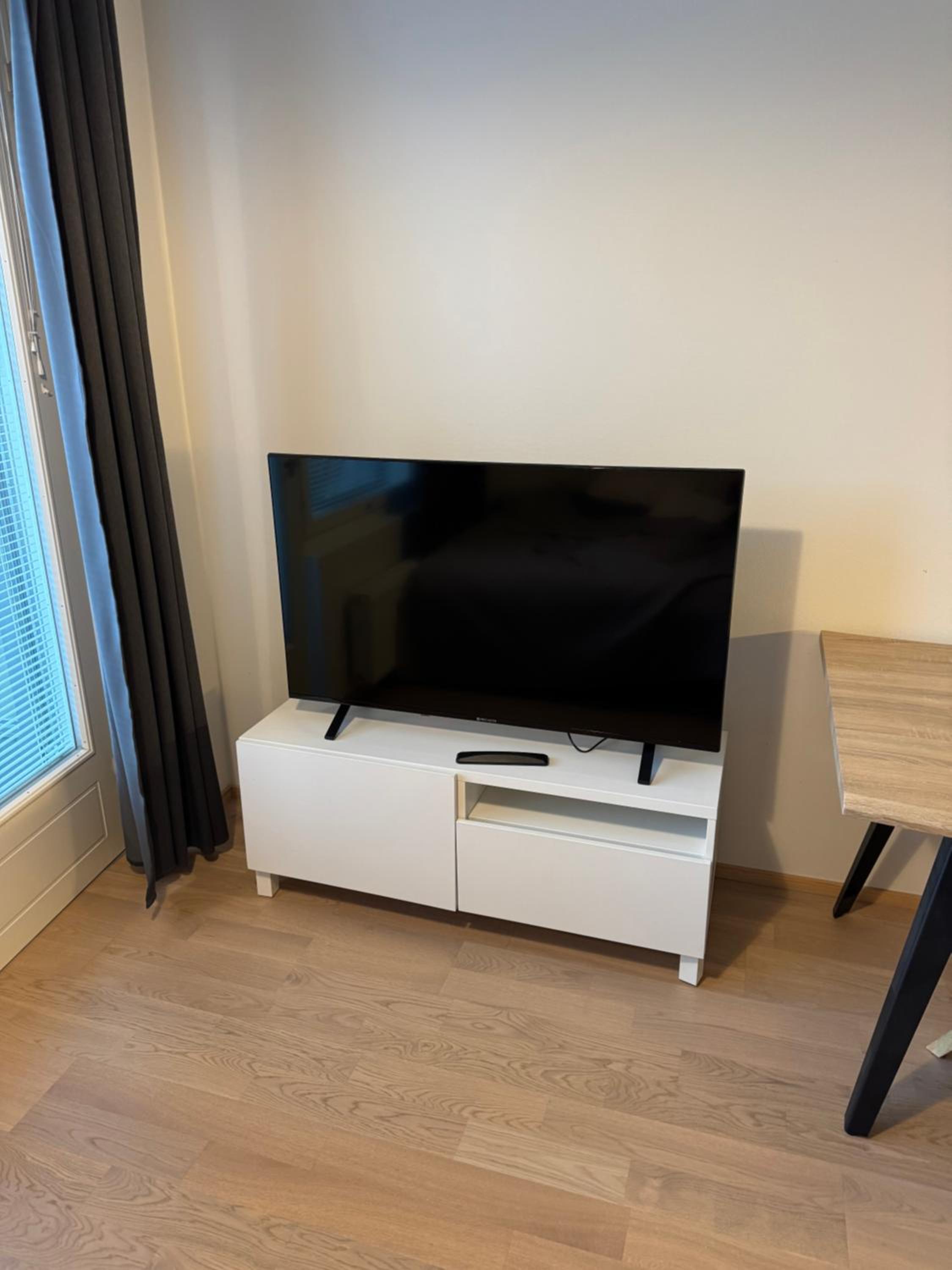 Neat studio apartment near the metro in Espoo