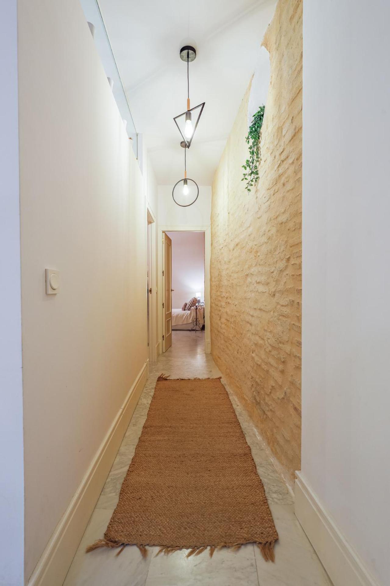 NEW Gorgeous 2-Bed Apt in Seville Center