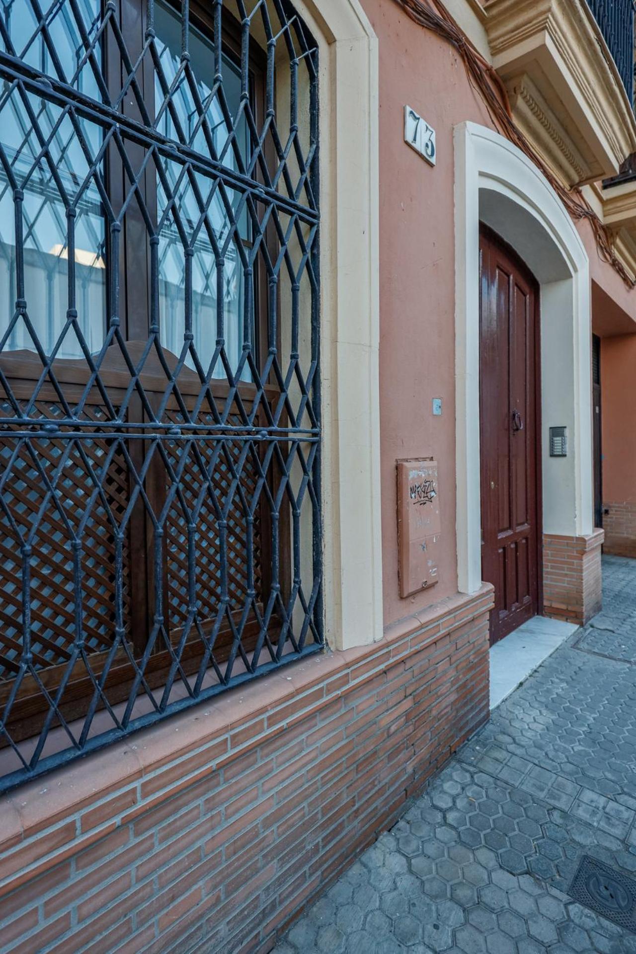 NEW Gorgeous 2-Bed Apt in Seville Center