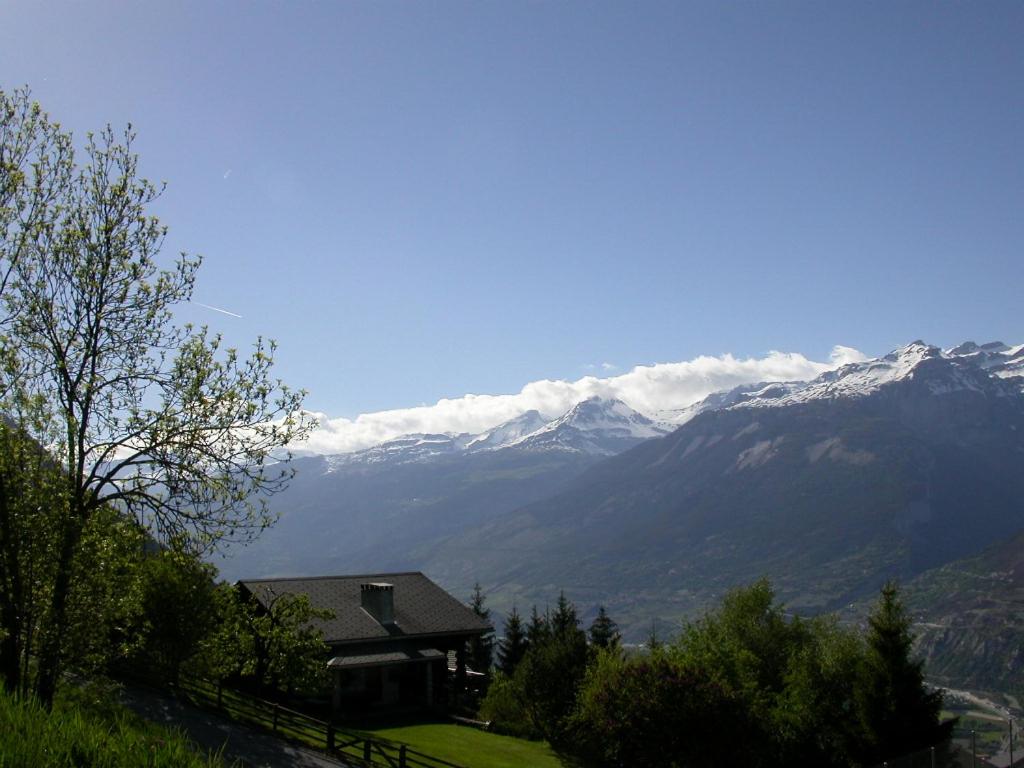 Chalet Edith Oberems