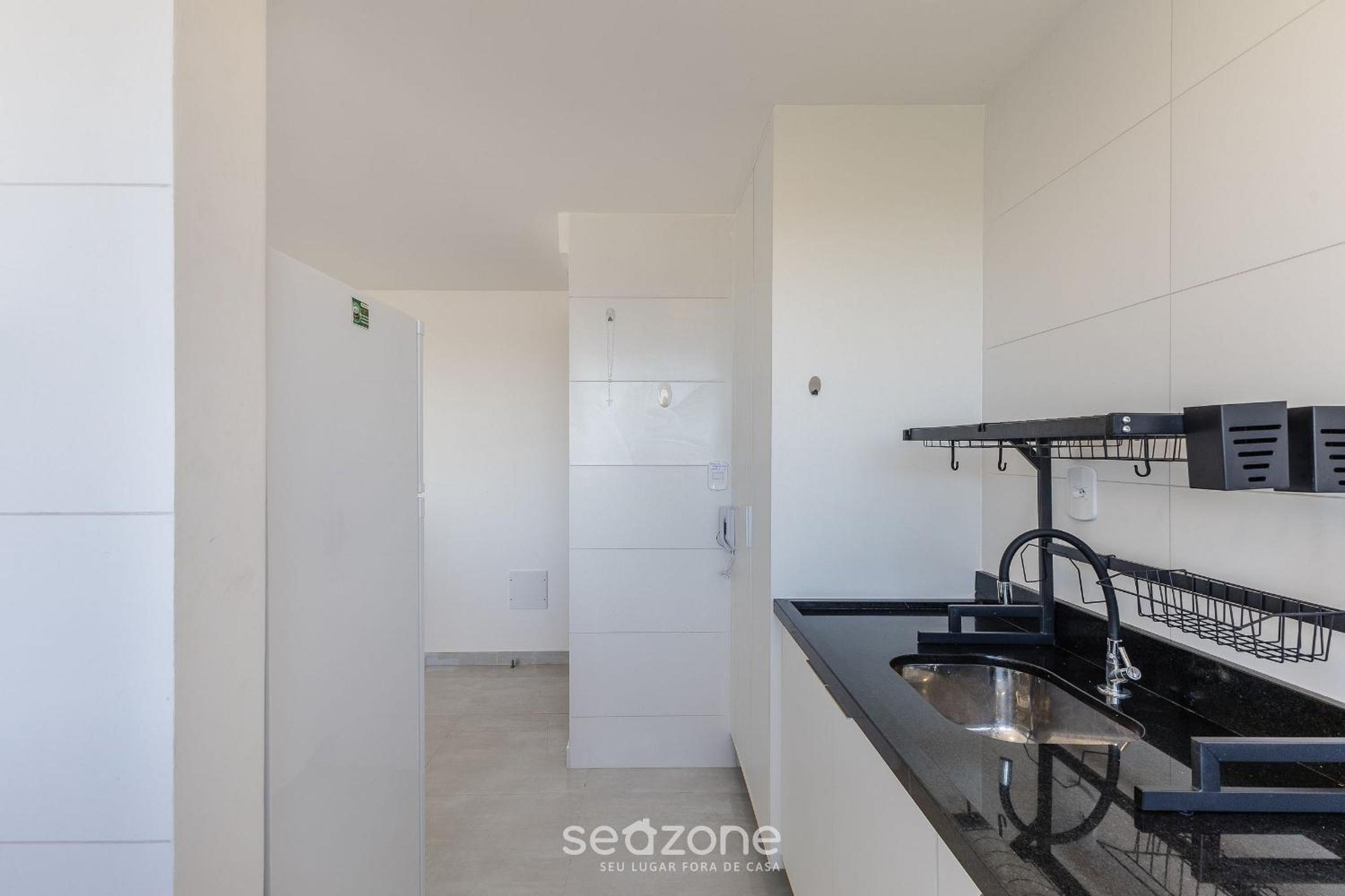 Building with swimming pool 300m from the beach in Ilhéus - MMD