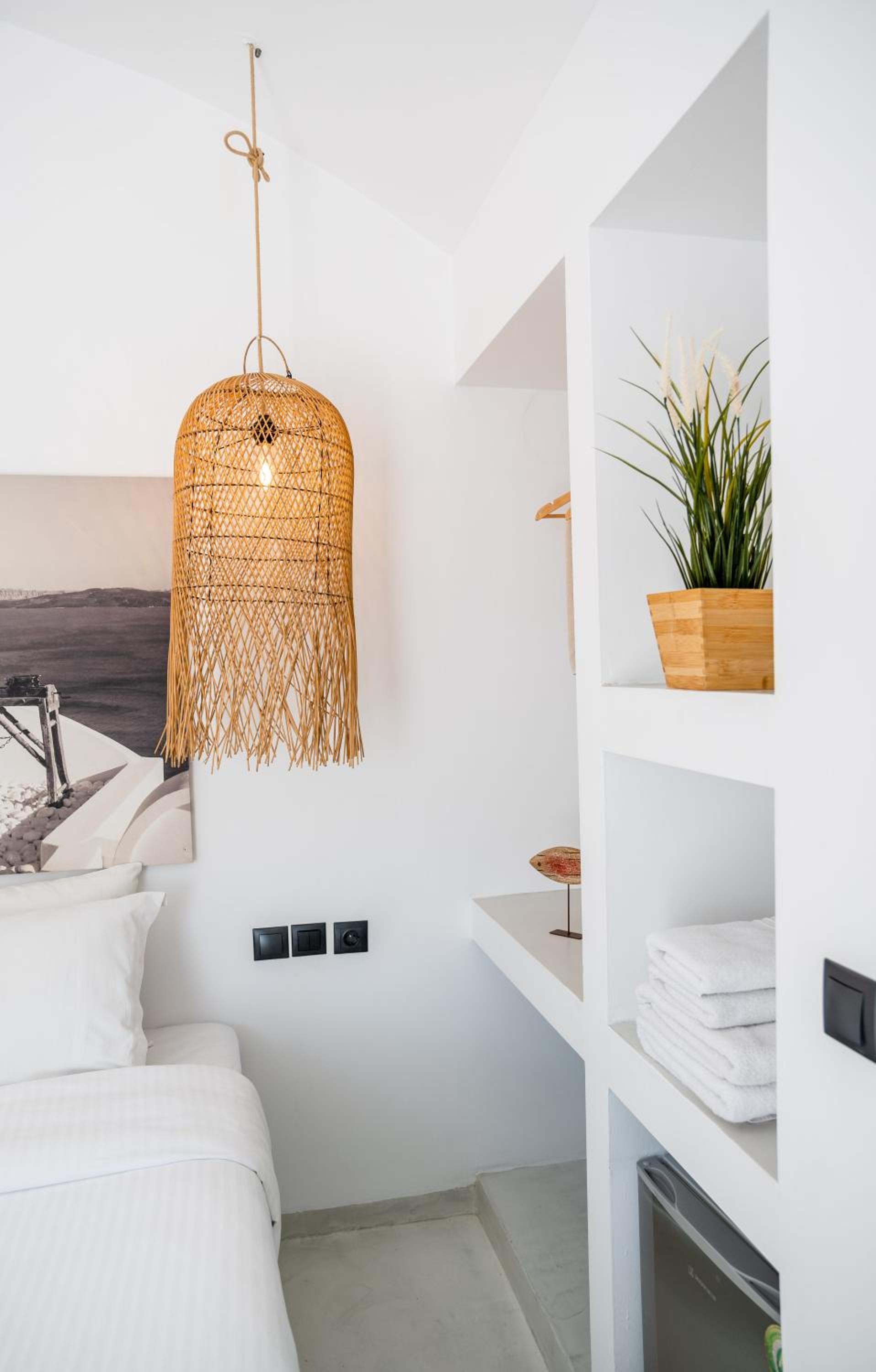 Cliff Aura Suites