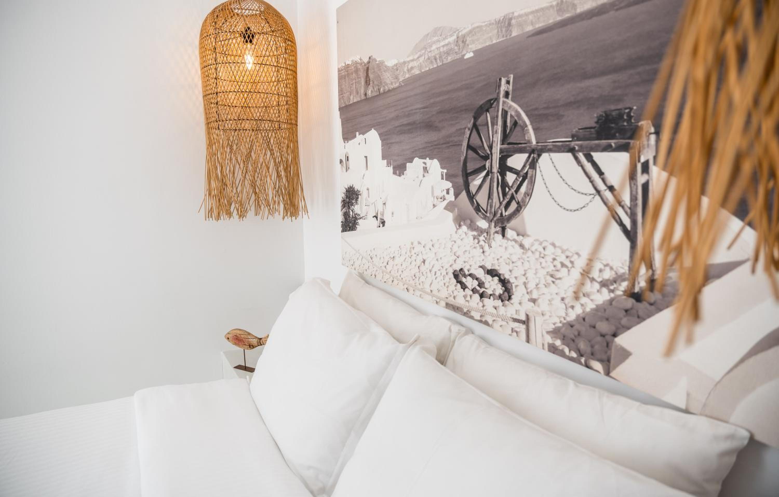 Cliff Aura Suites