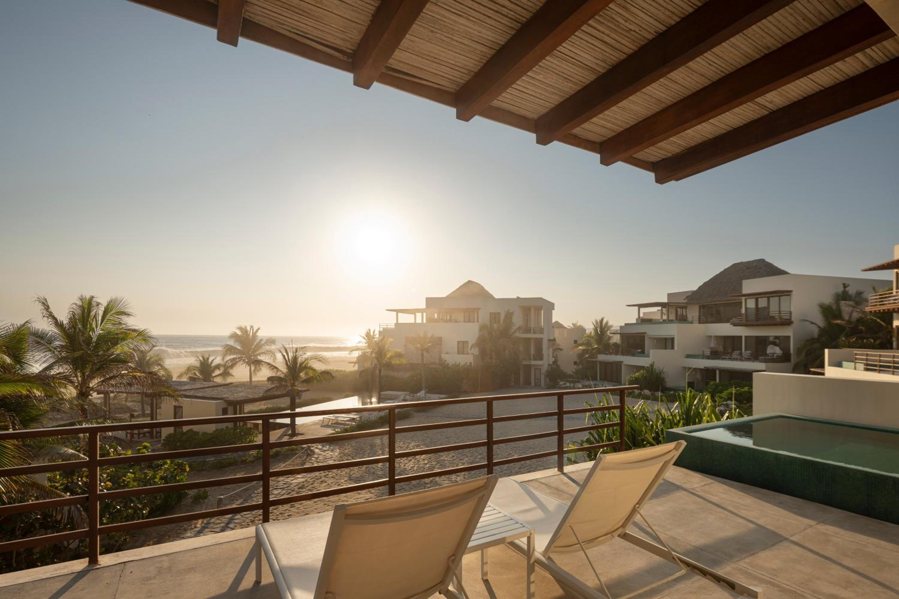 Marea Beachfront Villas