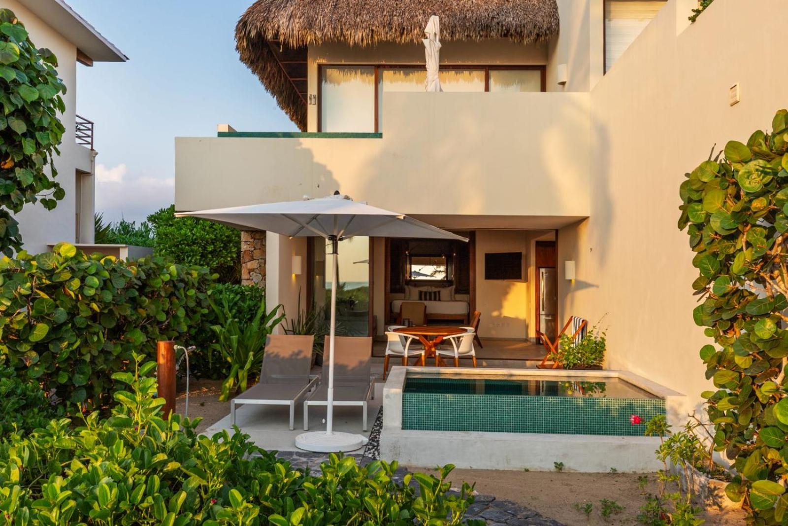 Marea Beachfront Villas