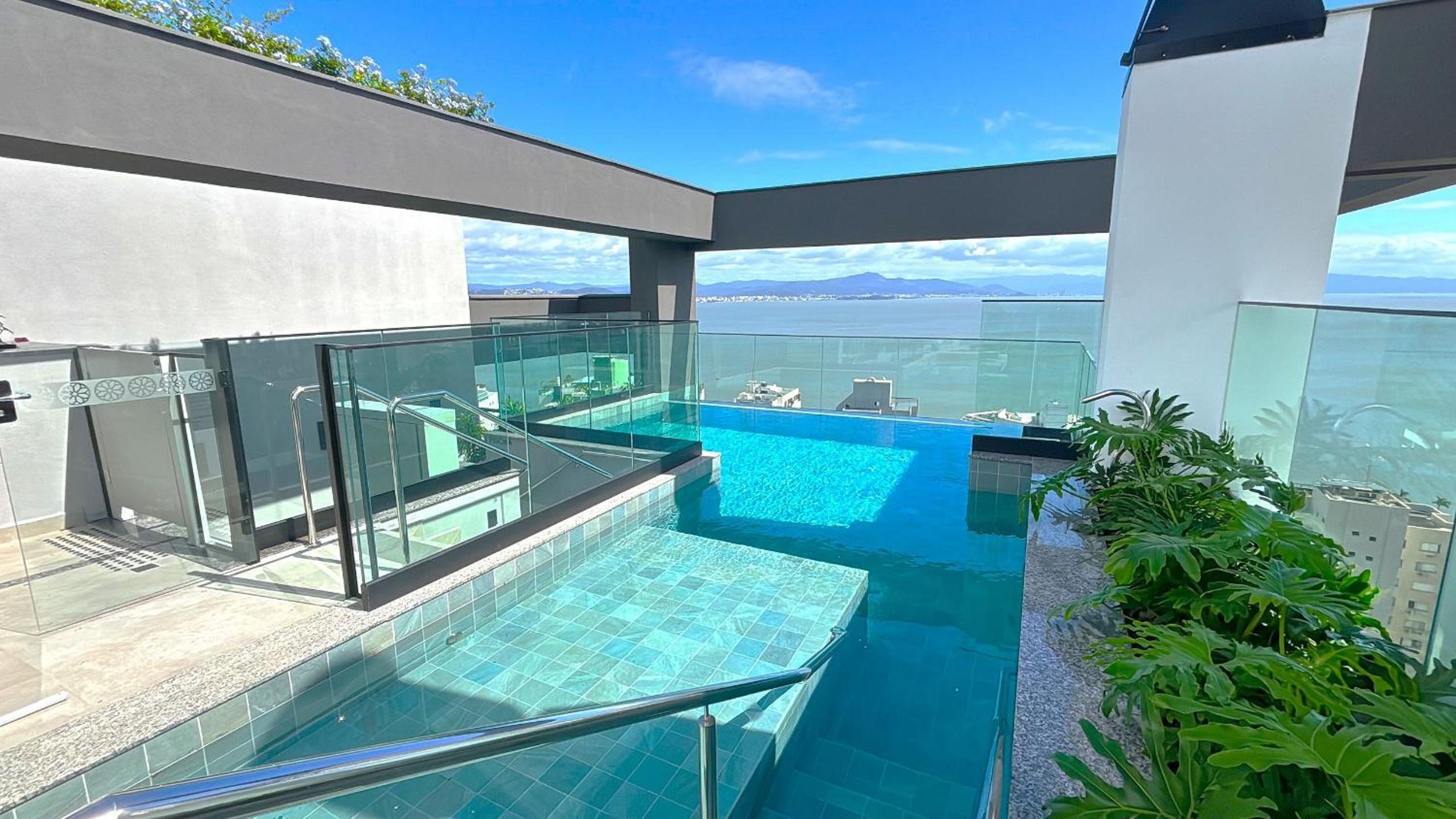 Relaxing and complete stay in a building with pool – VPD