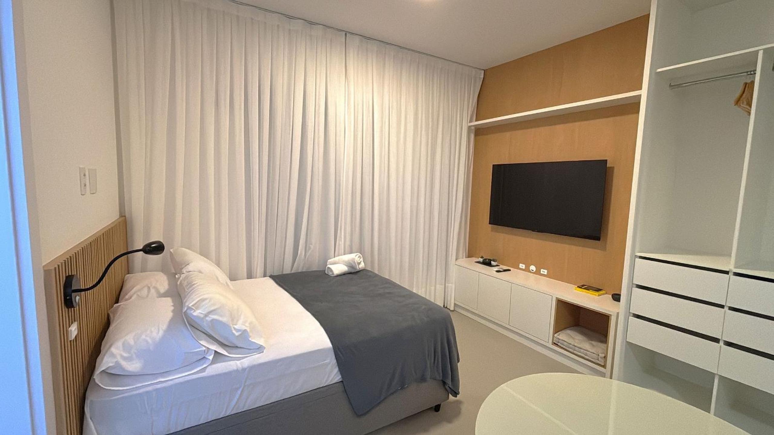 Relaxing and complete stay in a building with pool – VPD