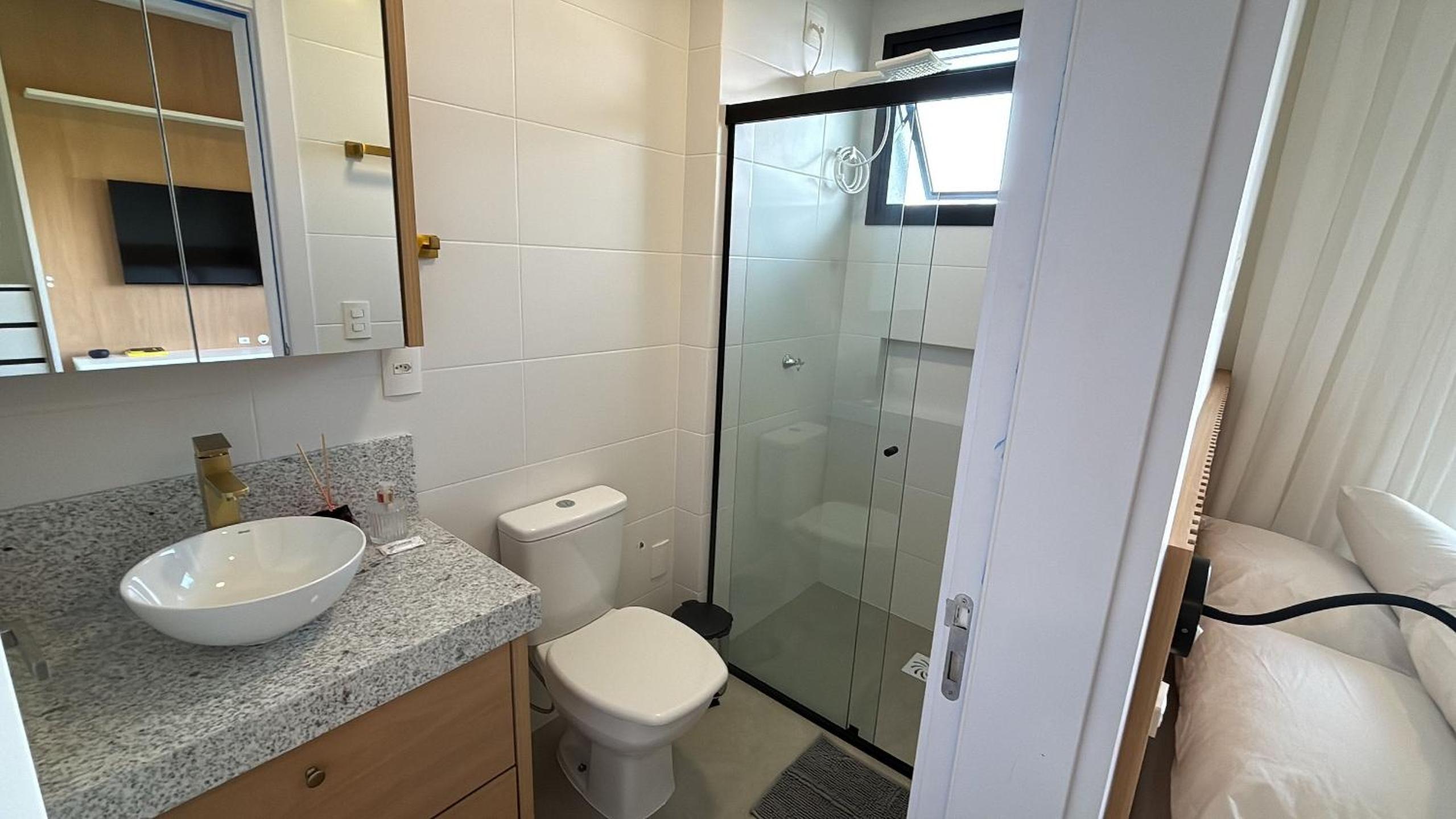 Relaxing and complete stay in a building with pool – VPD
