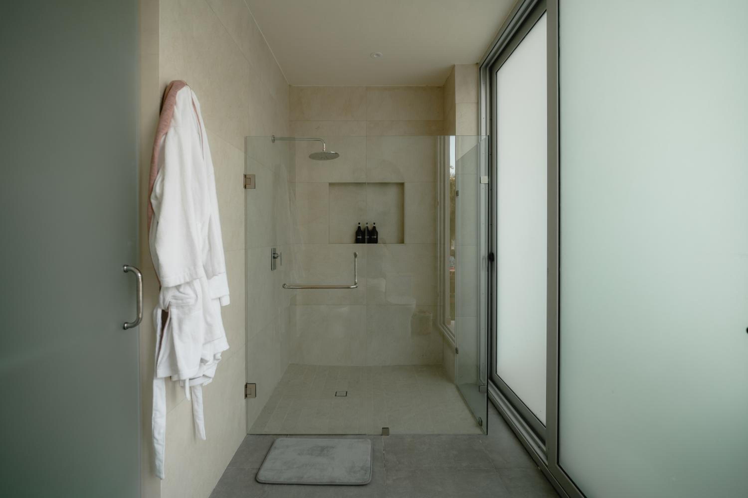 Villa Yakunah 5min walk to lagoon oasis