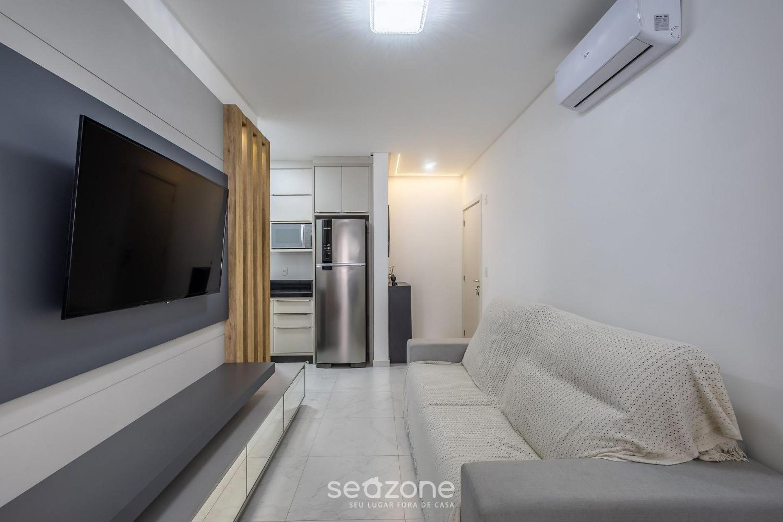 2BR apt w/ BBQ, 800m from beach – CBA0902