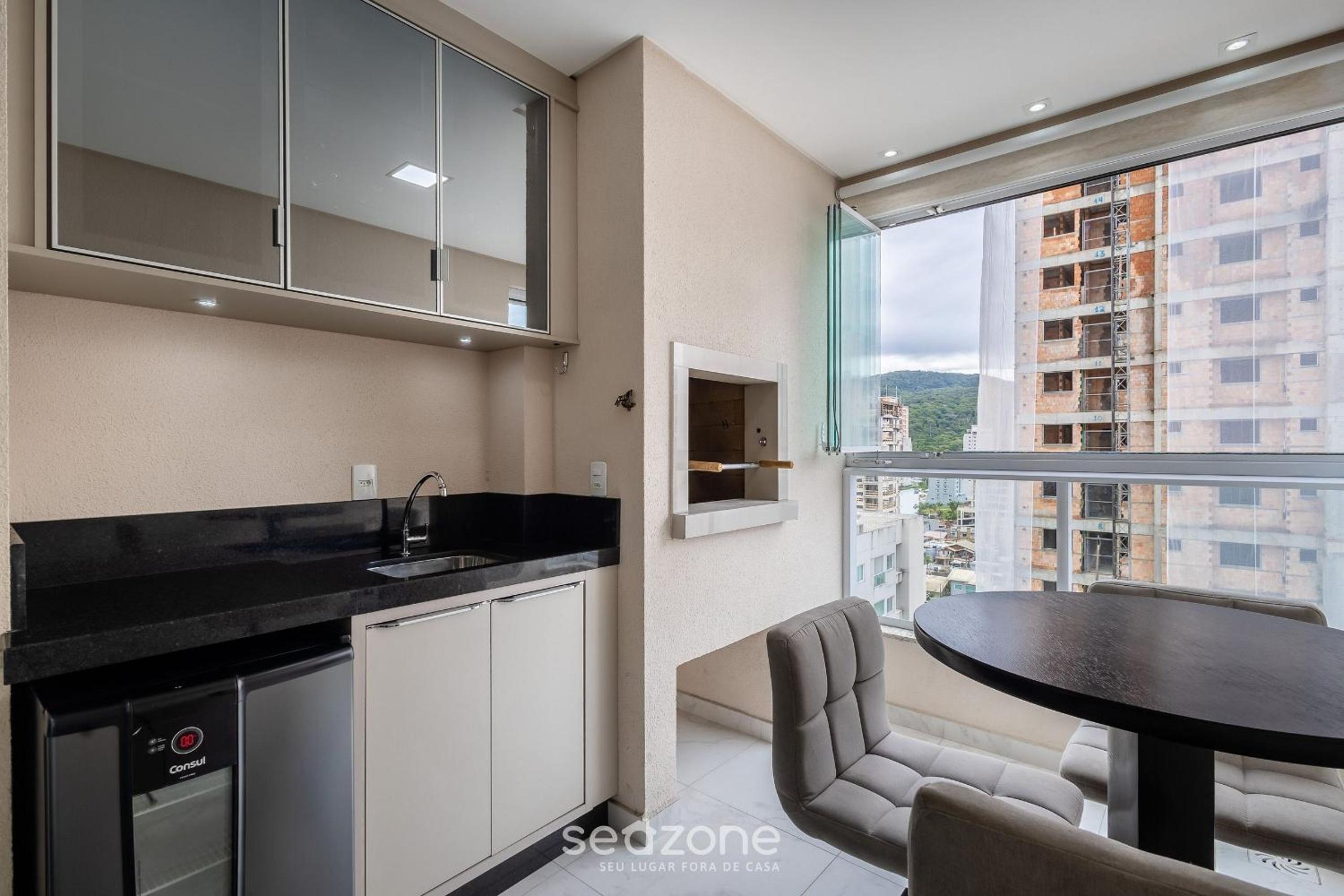 2BR apt w/ BBQ, 800m from beach – CBA0902