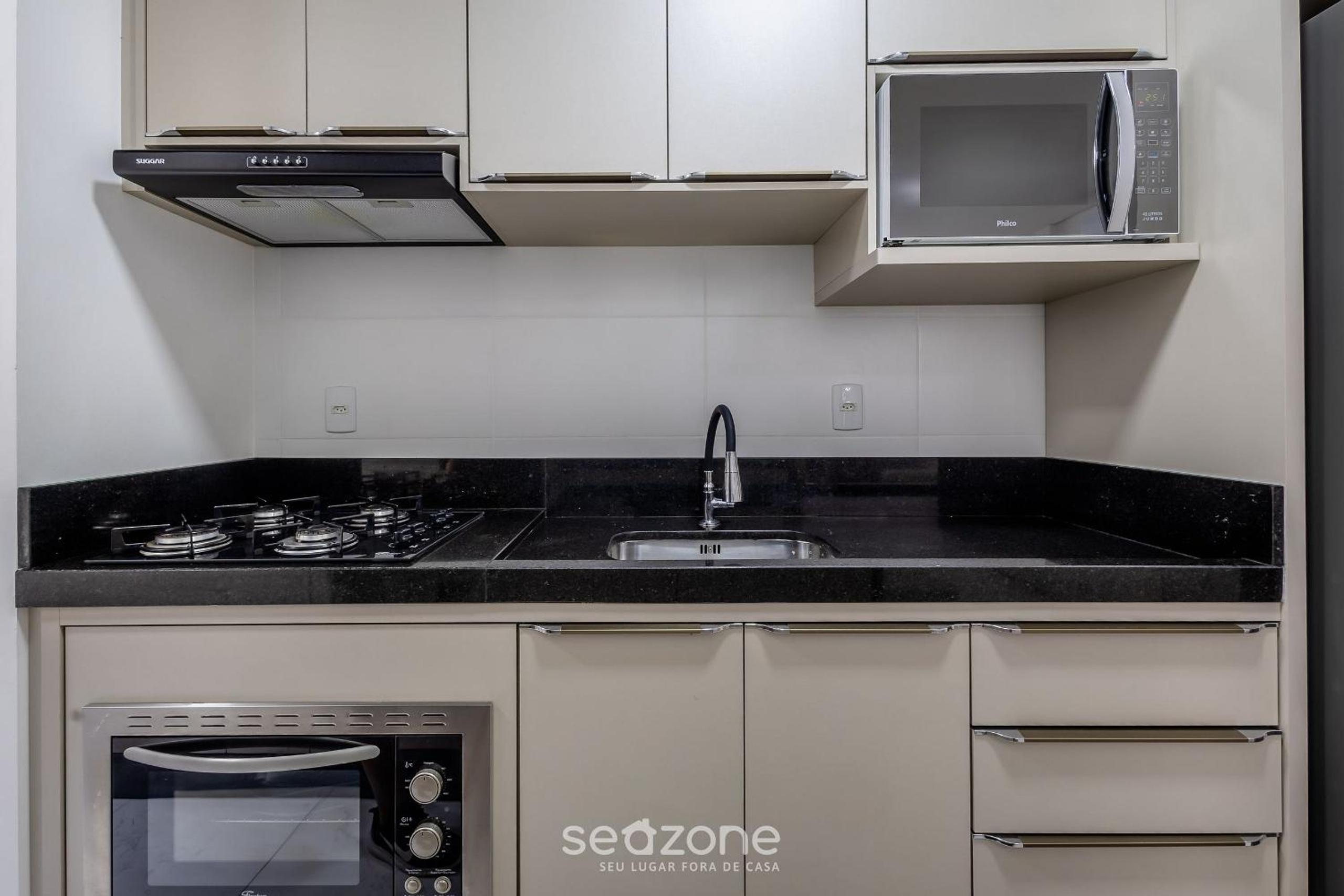 2BR apt w/ BBQ, 800m from beach – CBA0902