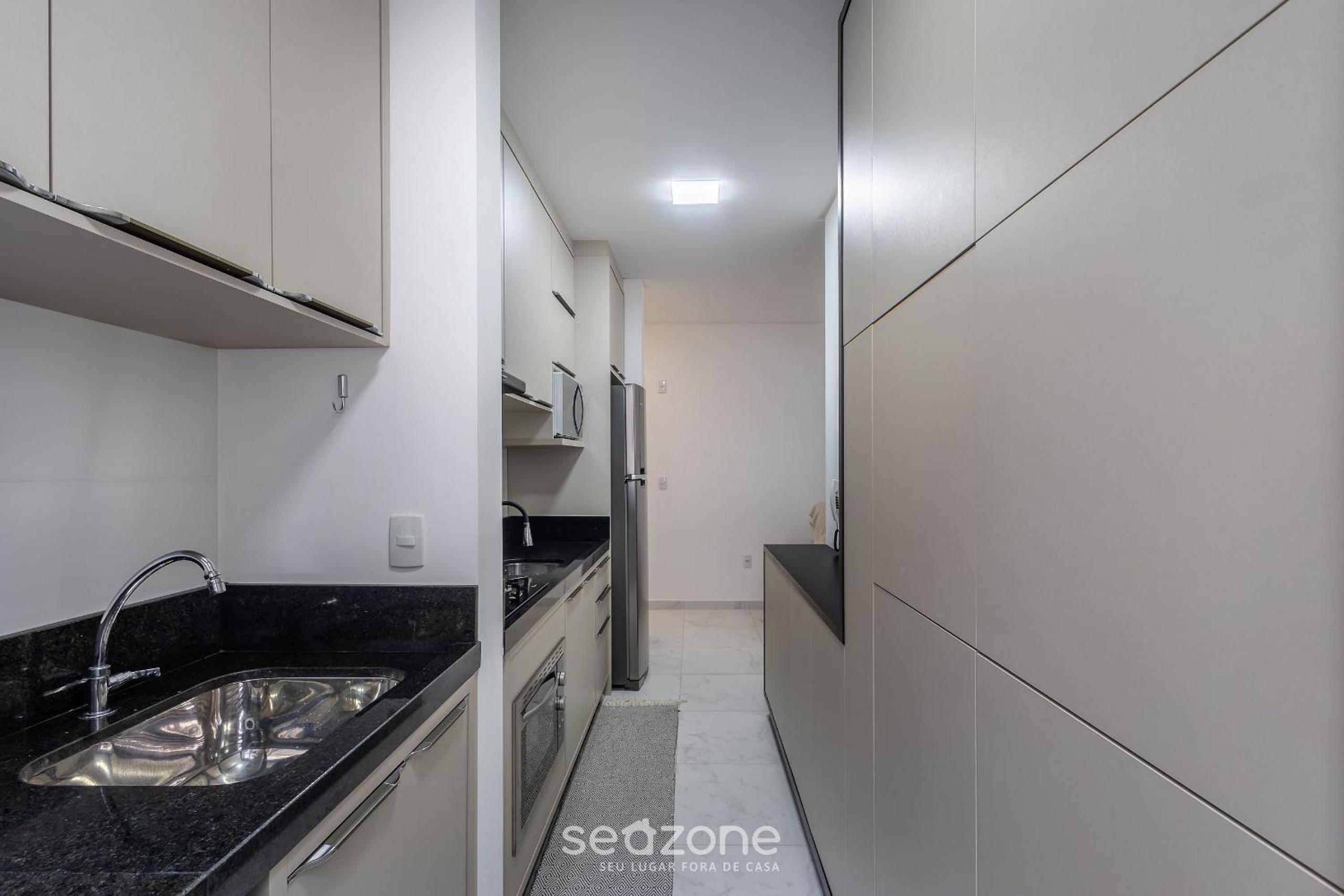 2BR apt w/ BBQ, 800m from beach – CBA0902