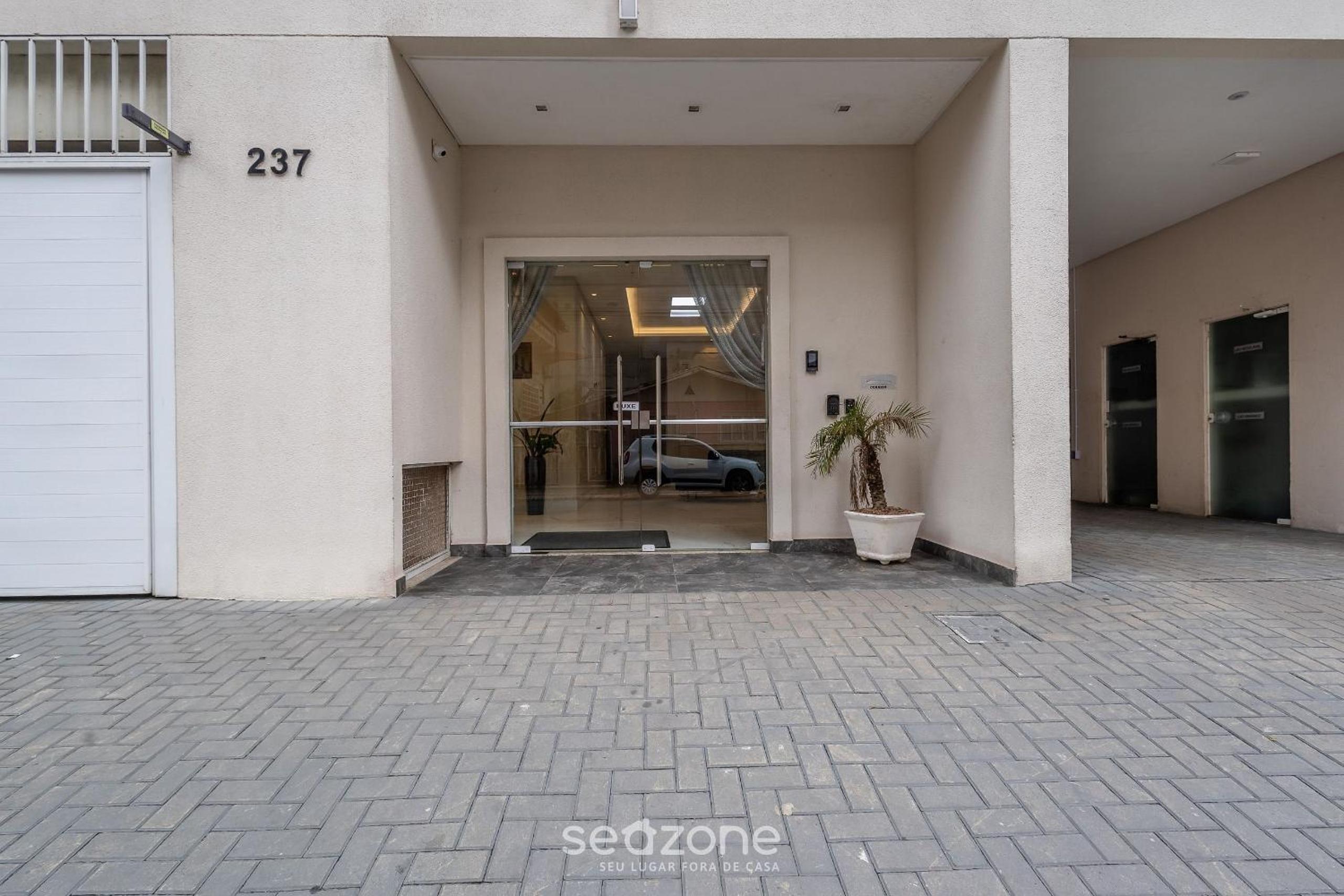 2BR apt w/ BBQ, 800m from beach – CBA0902