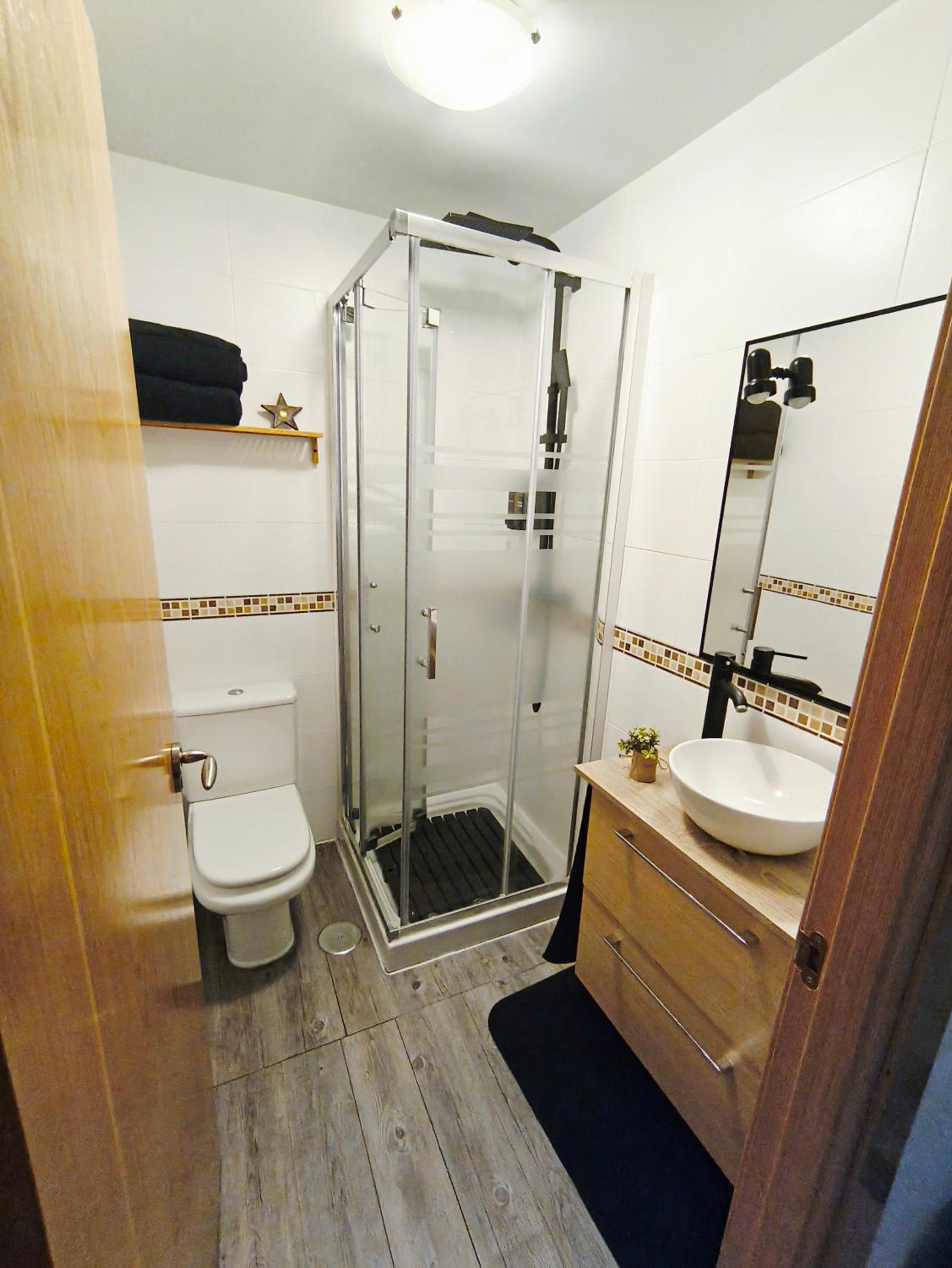 Apartamento nuevo con parking y piscina gratis