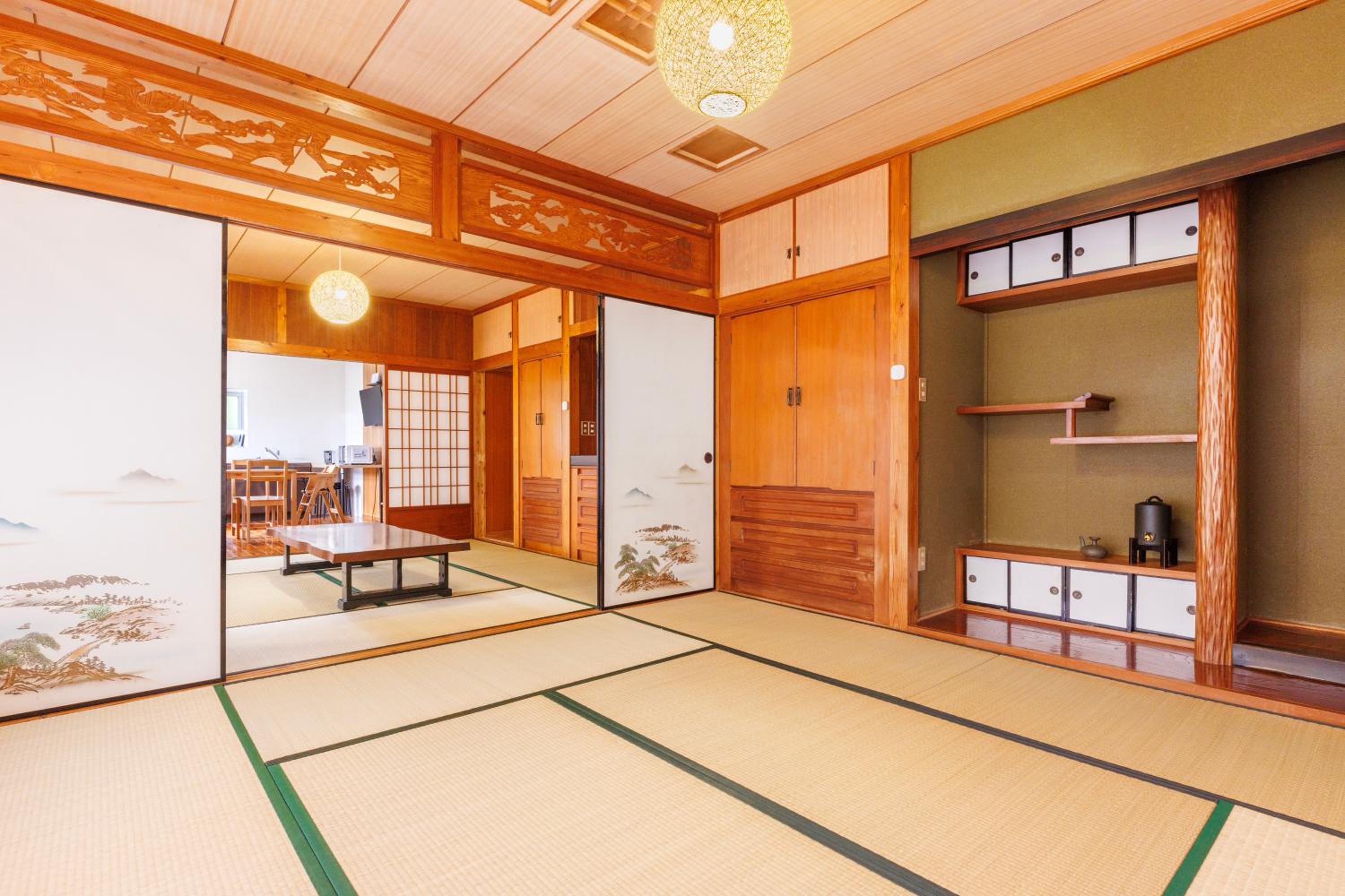 Grandmas House 山の宿はジャングリアすぐ近くで炭でBBQ可能