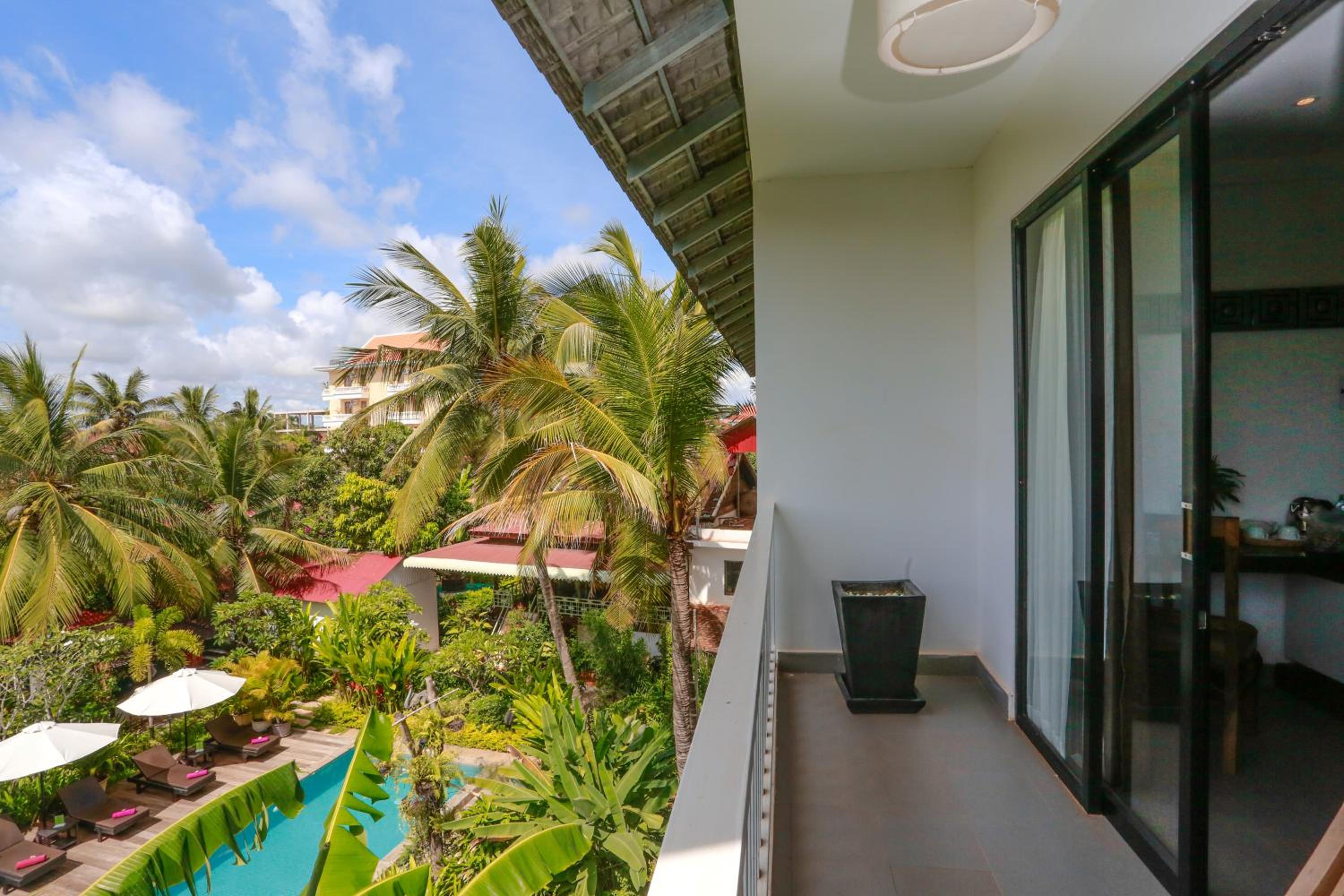 Angkor Home 27