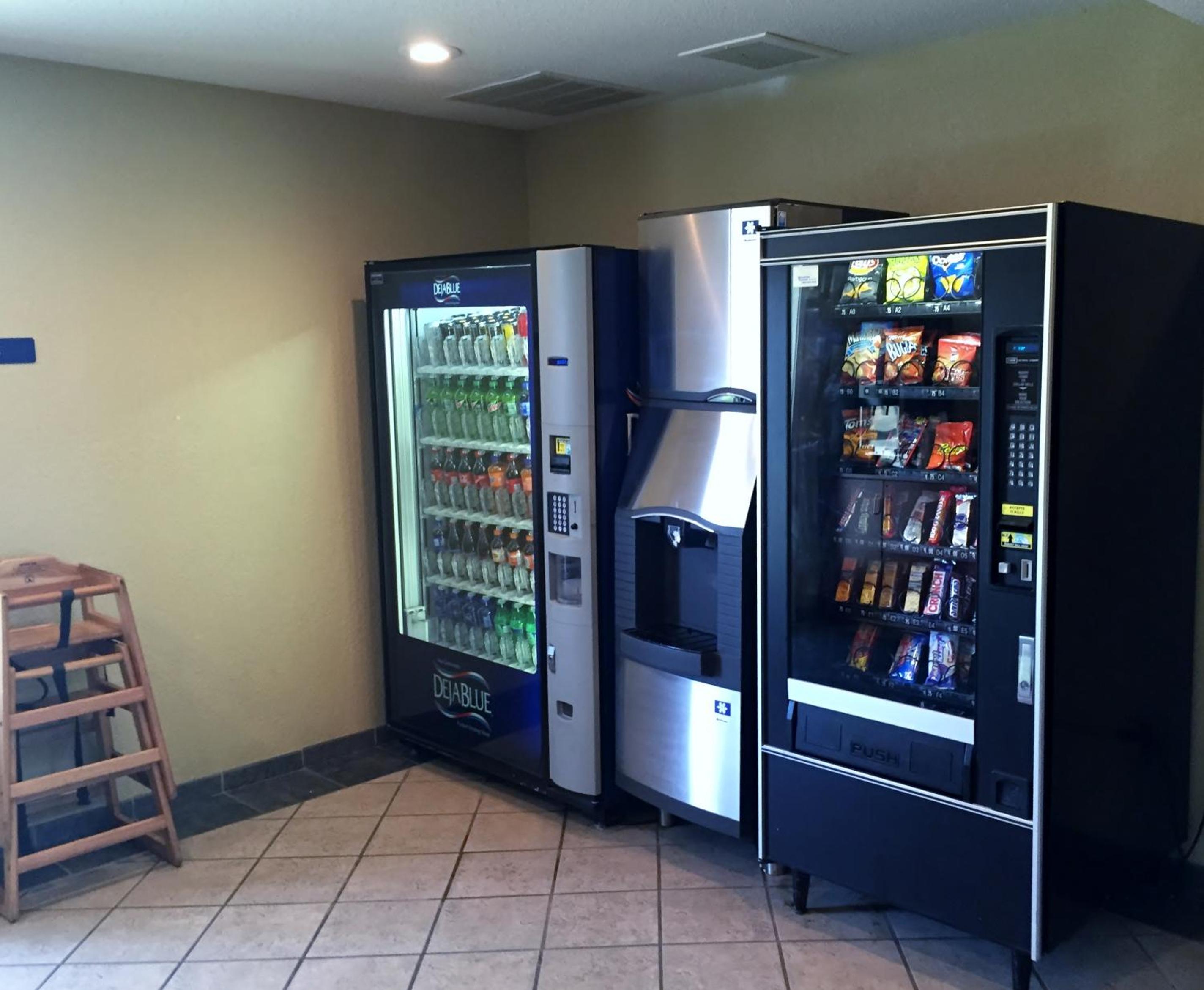 Beckley Vacations - Microtel Inn  Suites Beckley East - Property Image 21