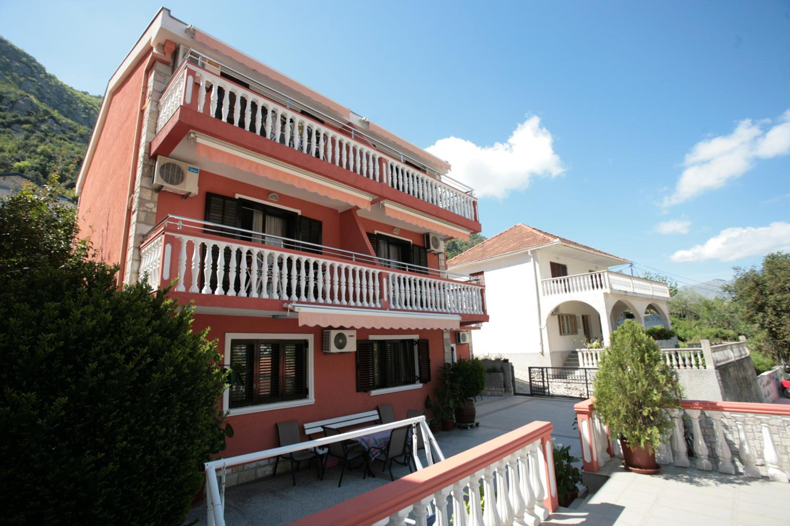 Apartments Simun view 2