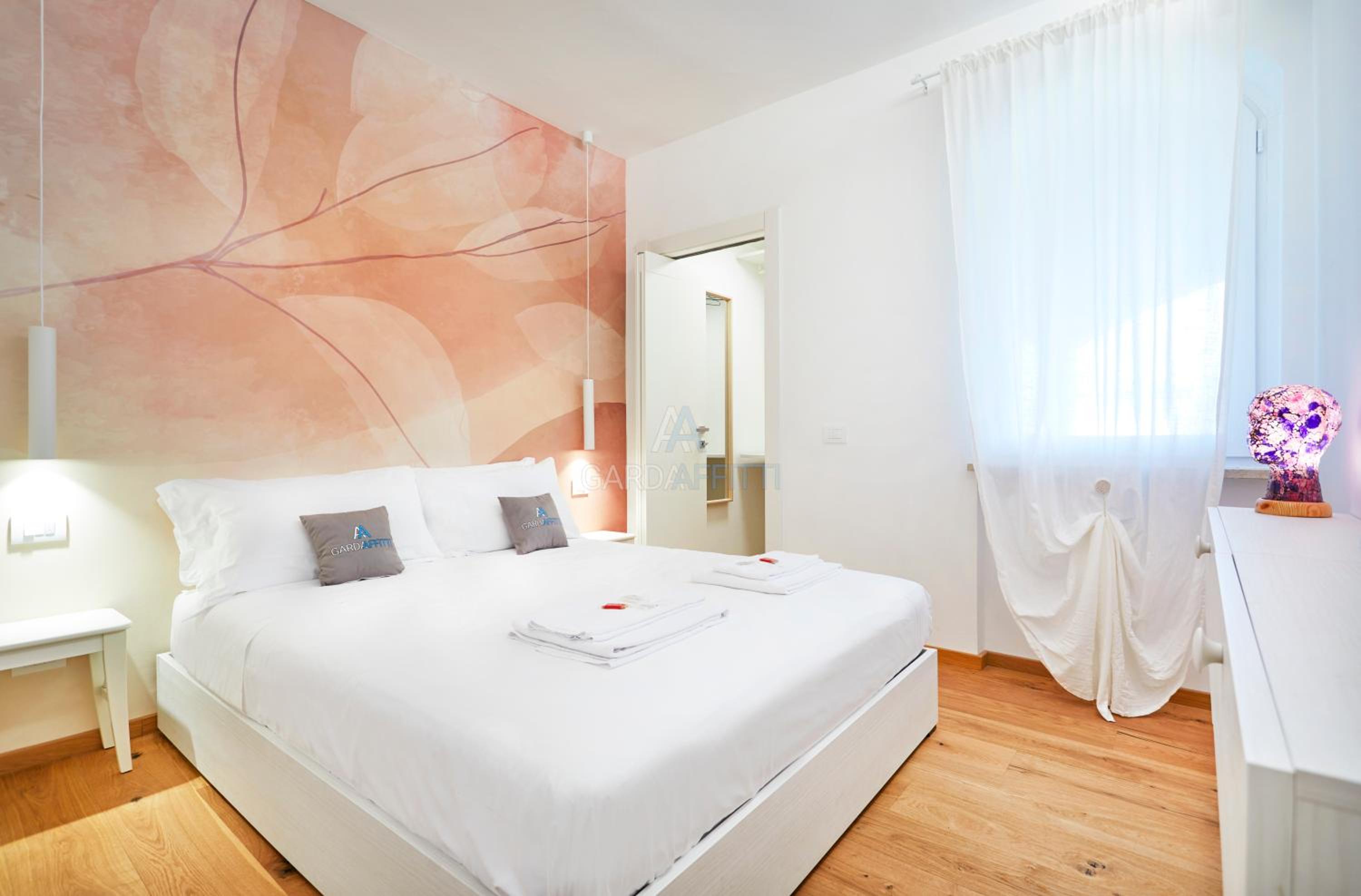 Kyoto Apartment - Eleganza moderna vicino alle meraviglie del Garda