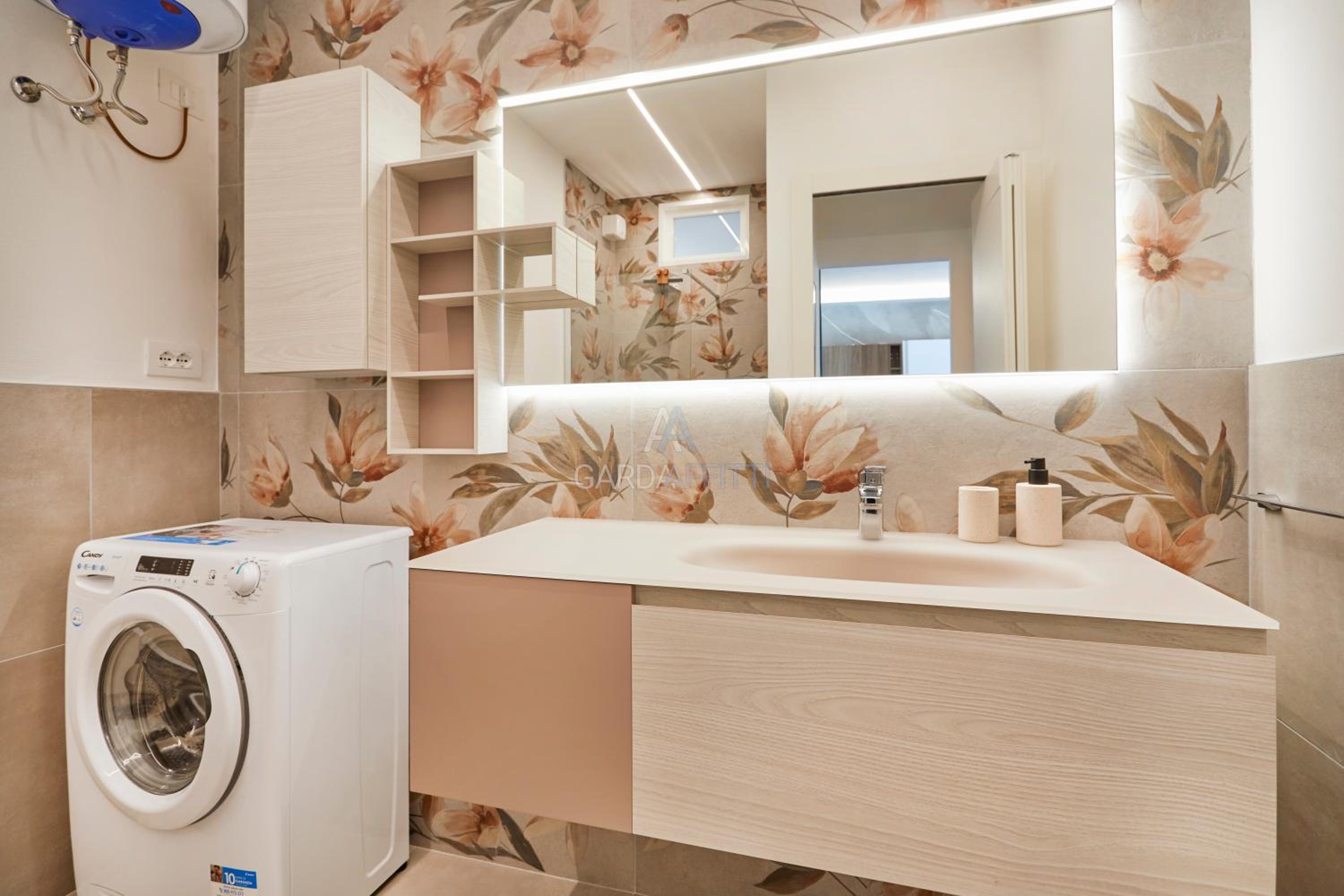 Kyoto Apartment - Eleganza moderna vicino alle meraviglie del Garda