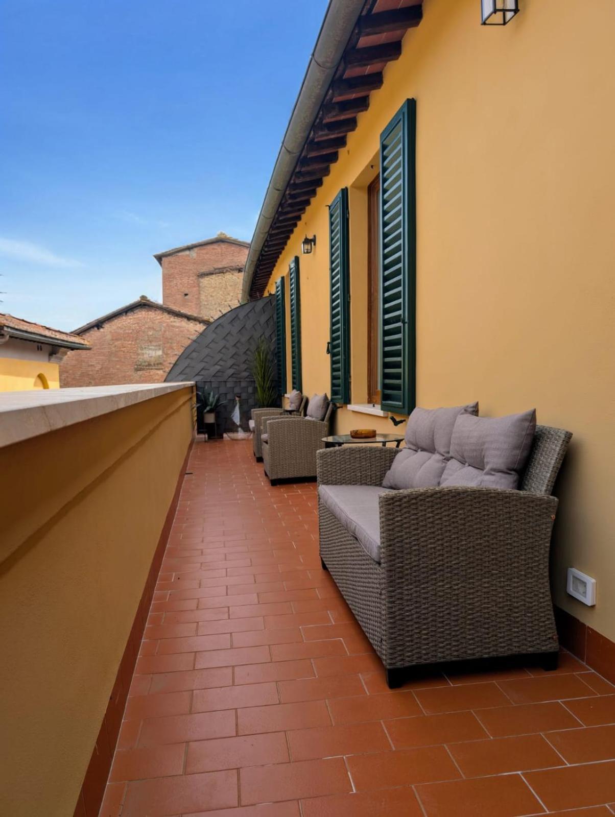 Loggia Senensis
