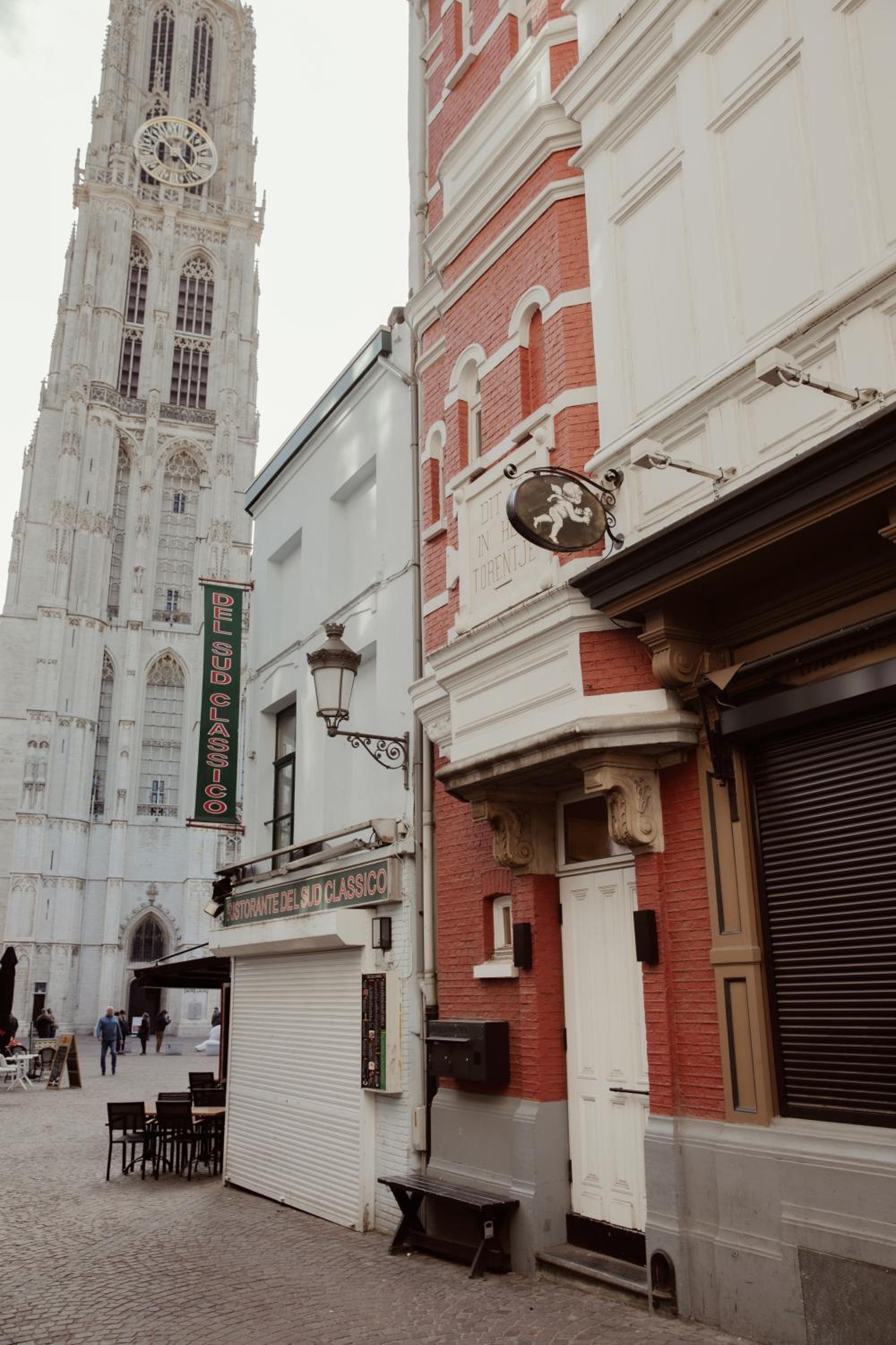 A Place Antwerp - Boutique Suites & Flats - Oude Koornmarkt 1