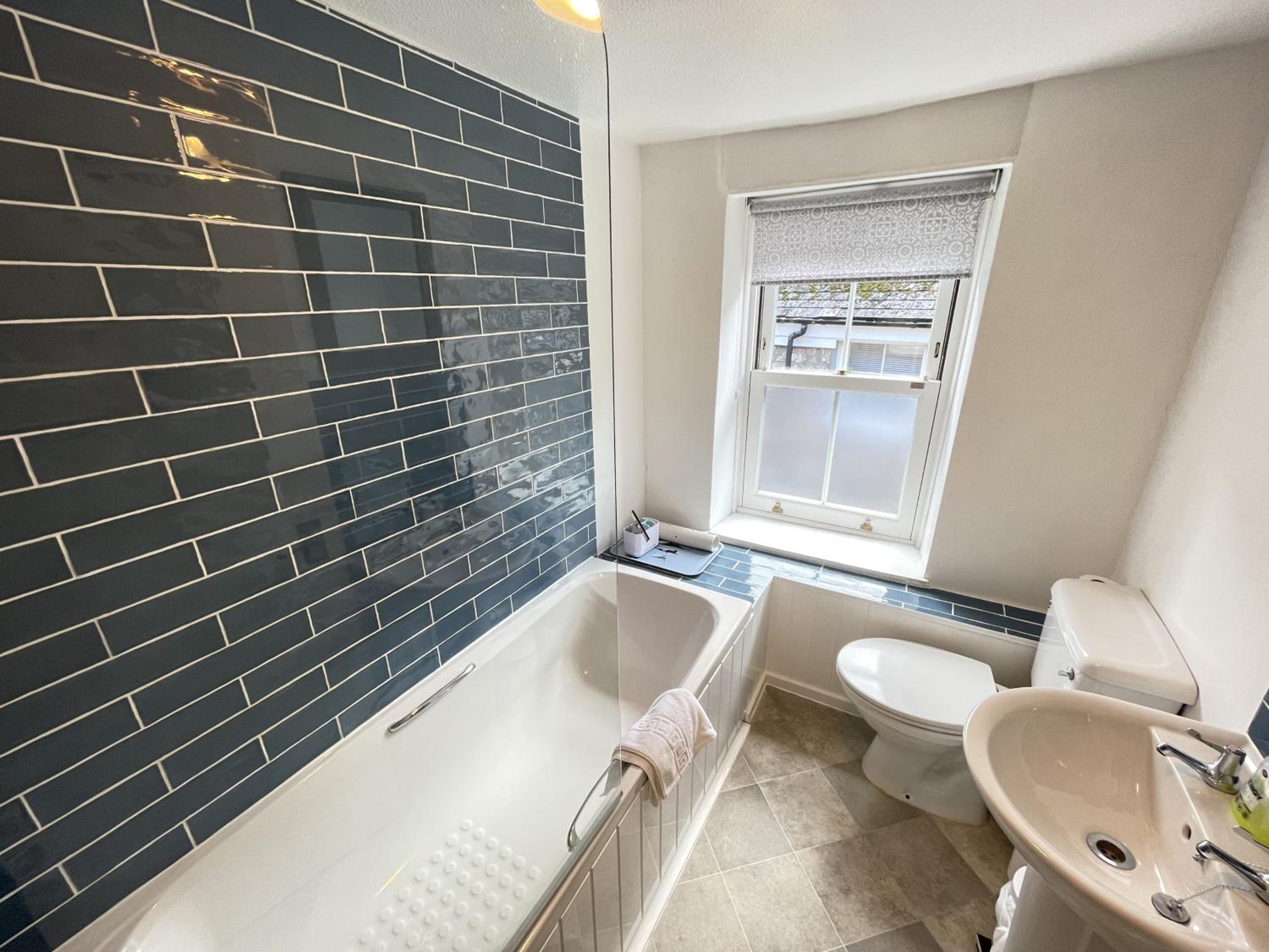 The Bolthole, a cosy, contemporary cottage!