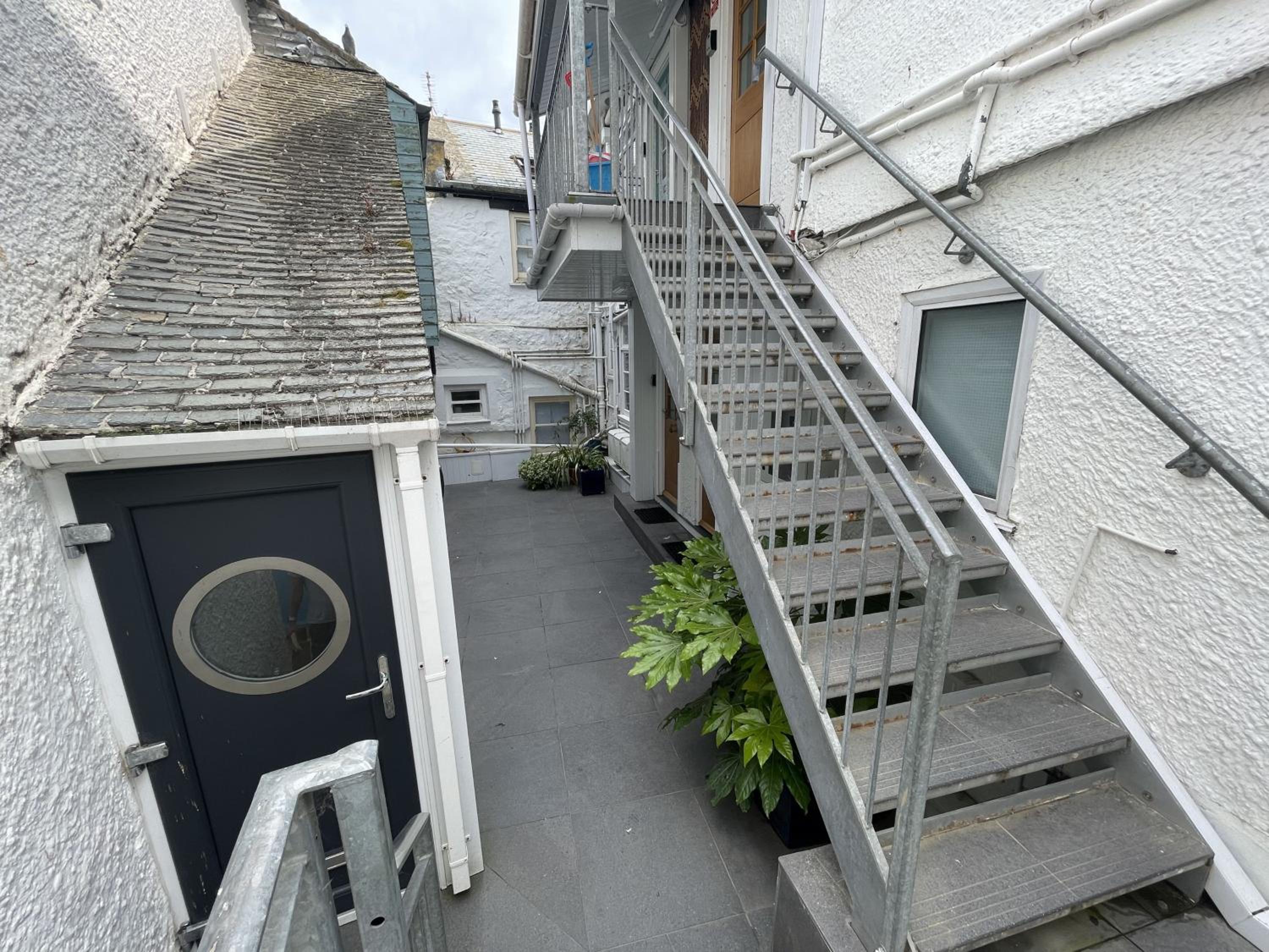 3 Sunnyside - amazing harbour views