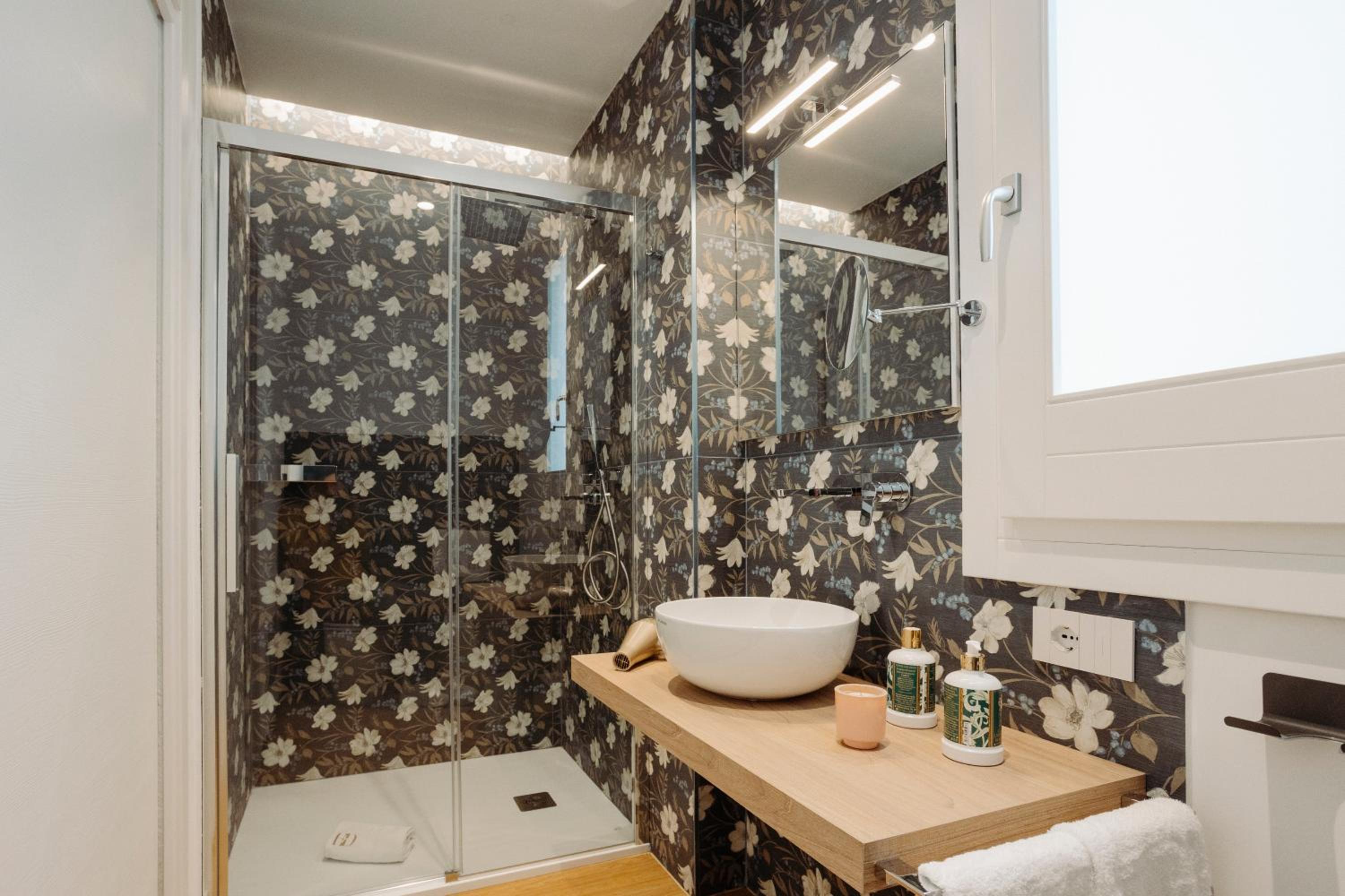 HrD Luxury Rooms