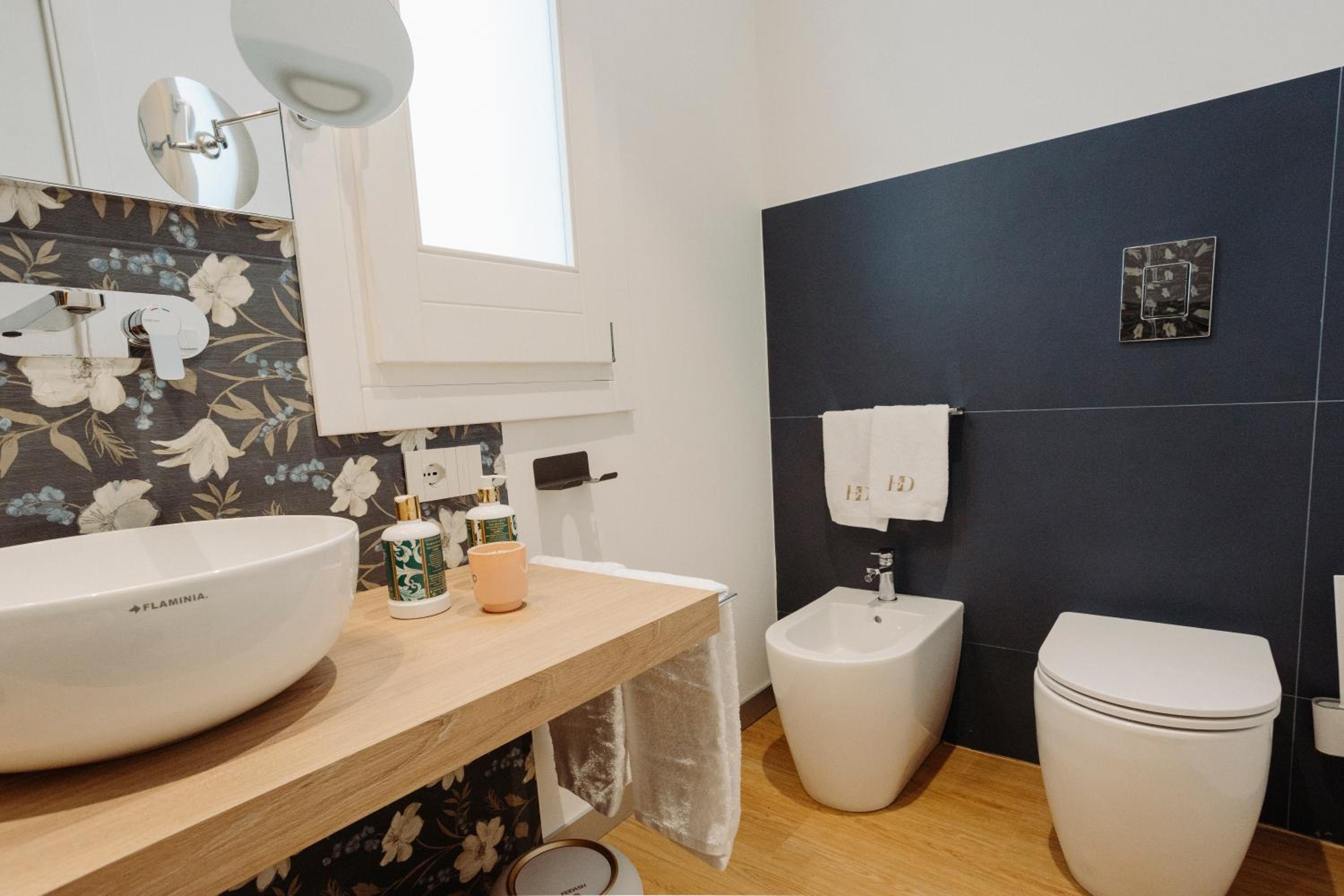 HrD Luxury Rooms