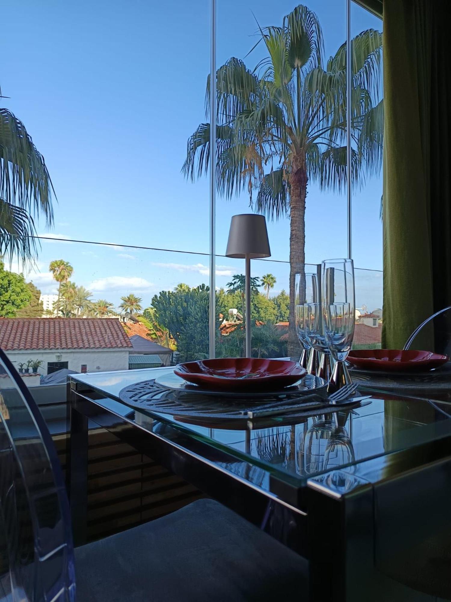 Yumbo Tinache Luxury Maspalomas