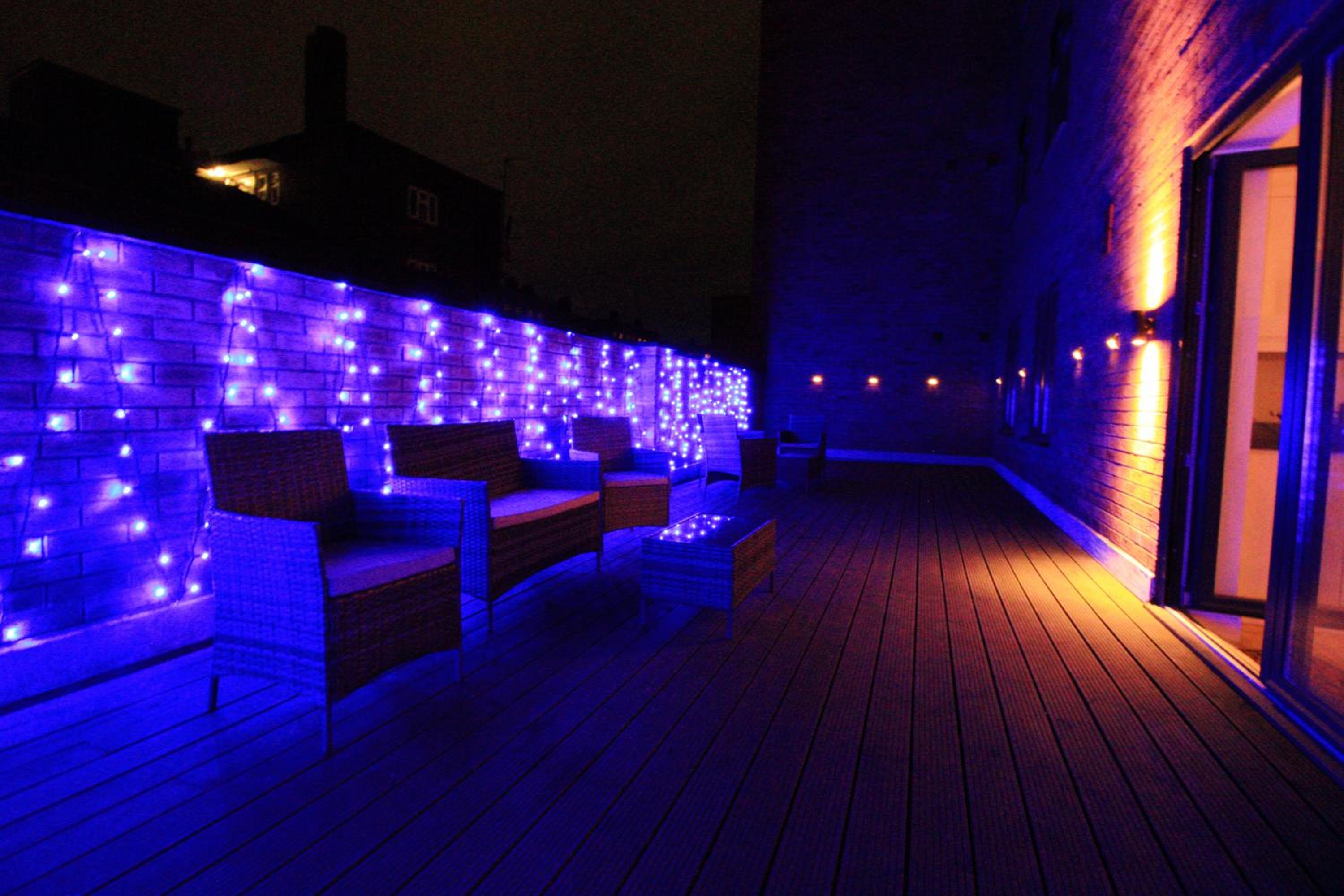 2 Bedroom, 2 Bathroom Apartment with Roof Terrace in Hoxton Shoreditch