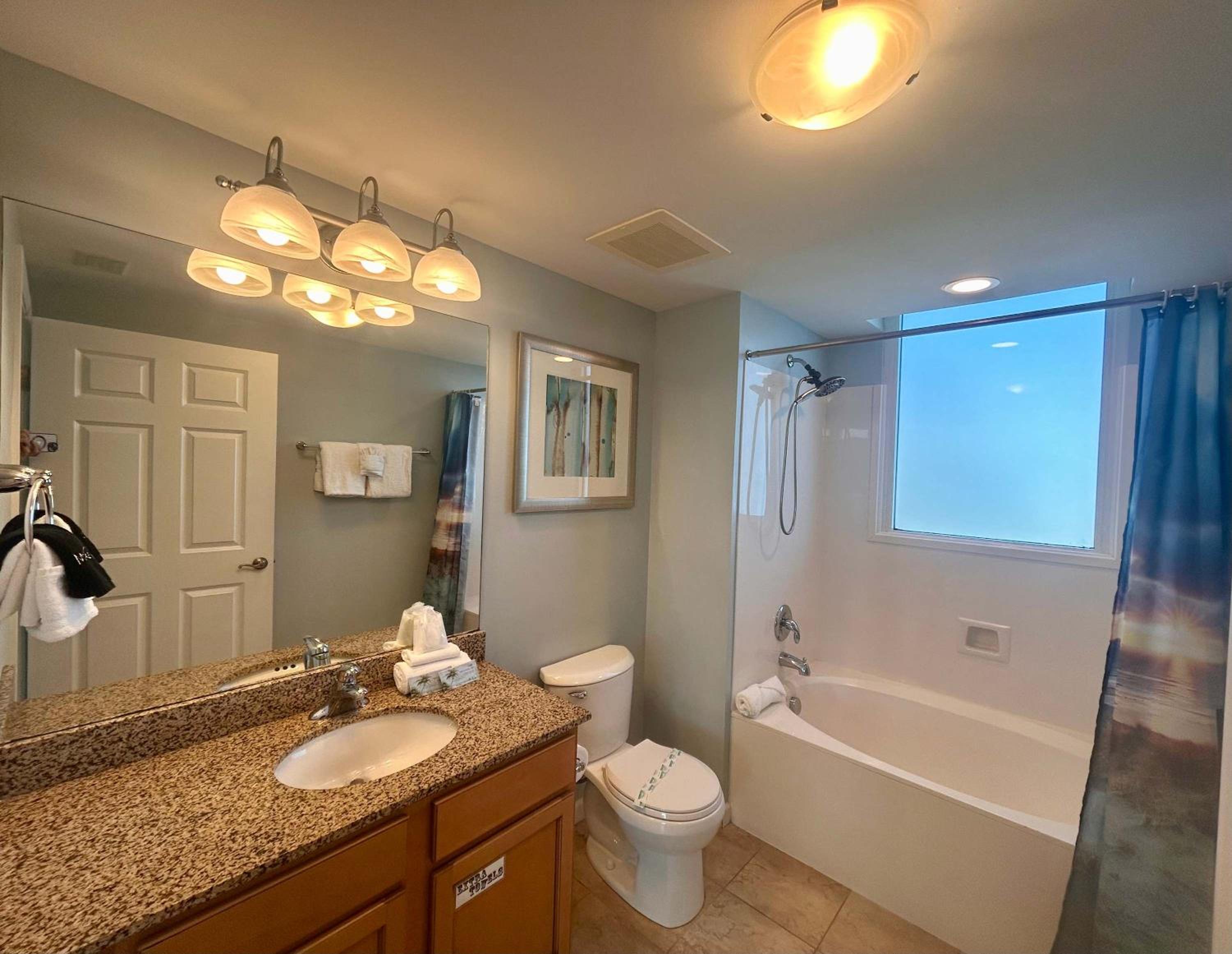 Palms Resort 2 BR King Suite Poolside Shuttle