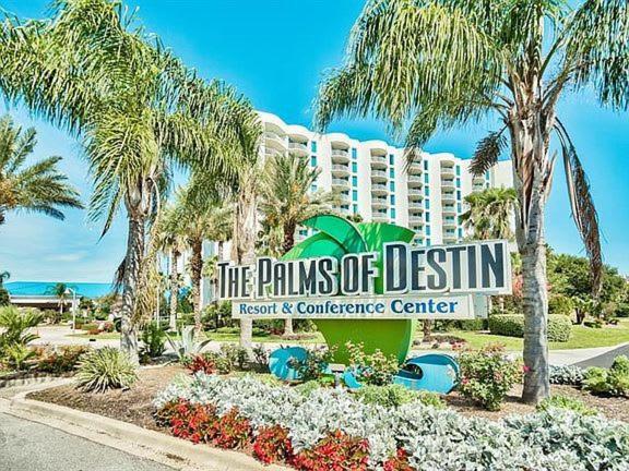 Palms Resort 2 BR King Suite Poolside Shuttle