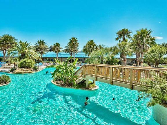 Palms Resort 2 BR King Suite Poolside Shuttle