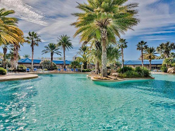 5 Star Resort 7th FL Sunrise Poolview Private Balconies Beach Gear Shuttle
