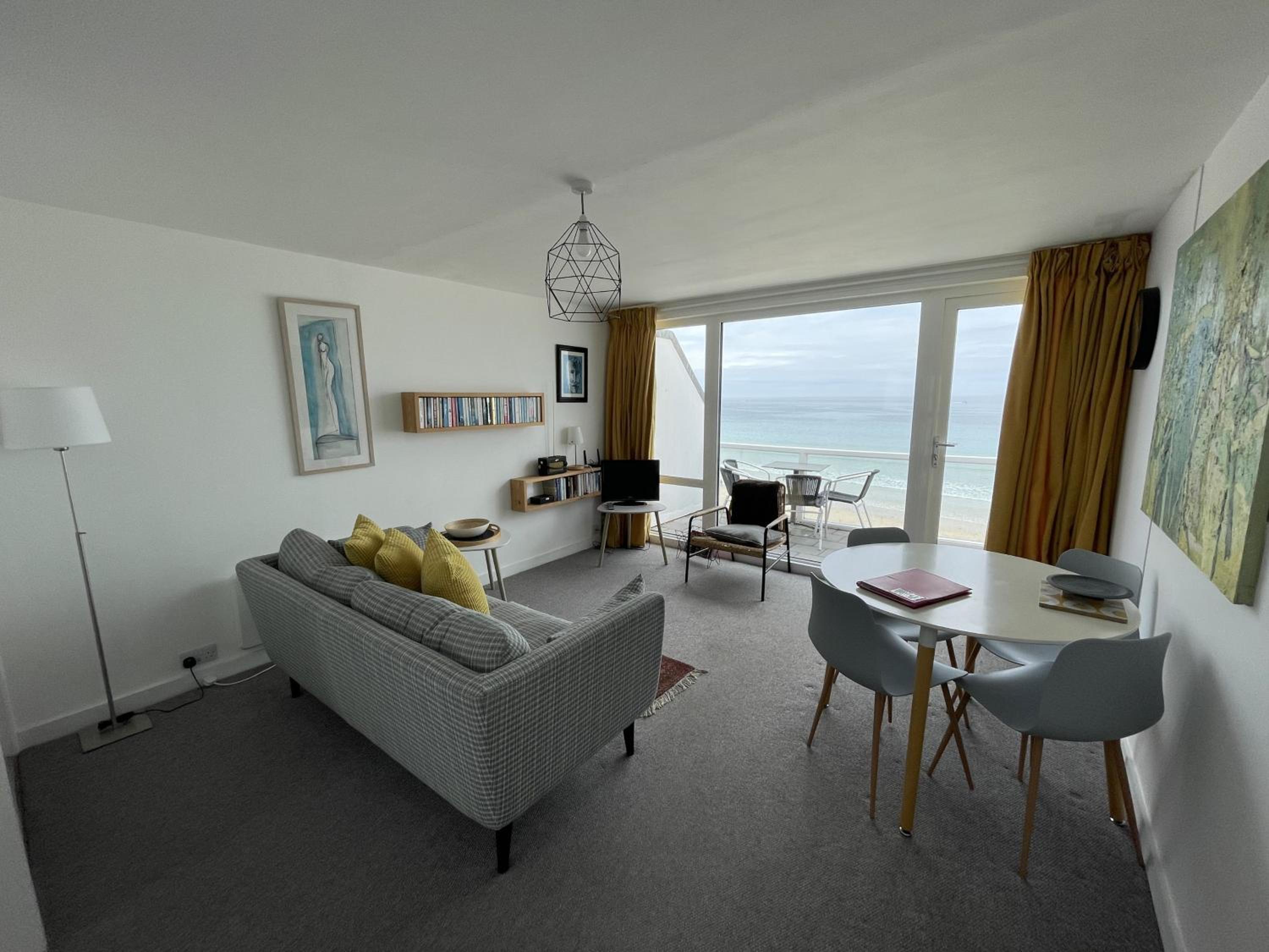 26 Piazza - stunning seaviews of Porthmeor beach