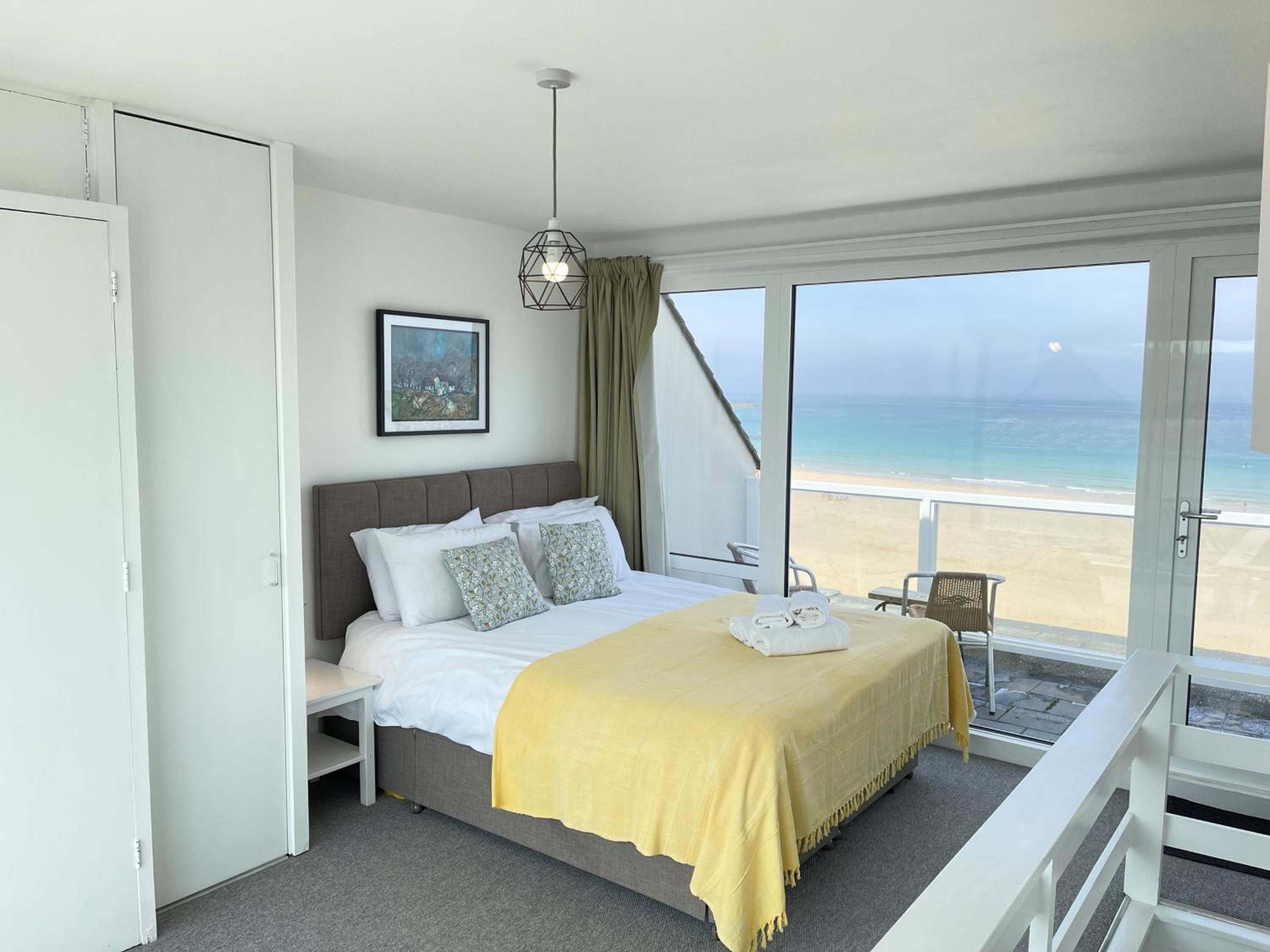 26 Piazza - stunning seaviews of Porthmeor beach