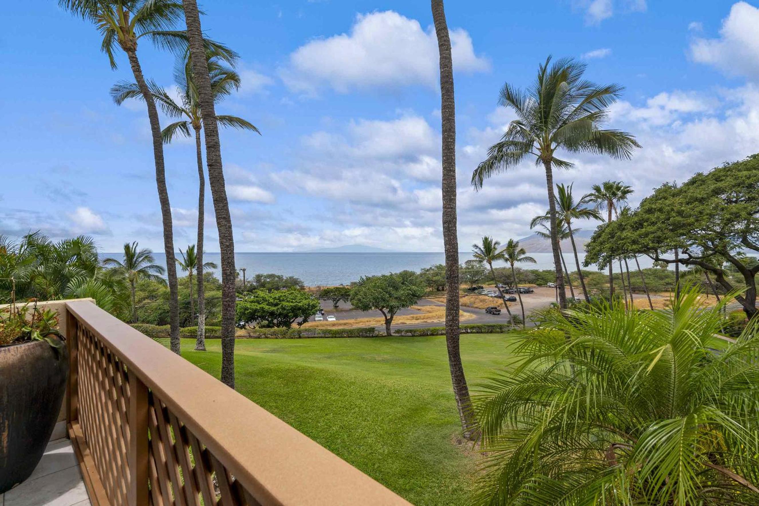 Maui Kamaole A-206 - Prime Location, Stunning Renovation, Large Lanai, Split AC!