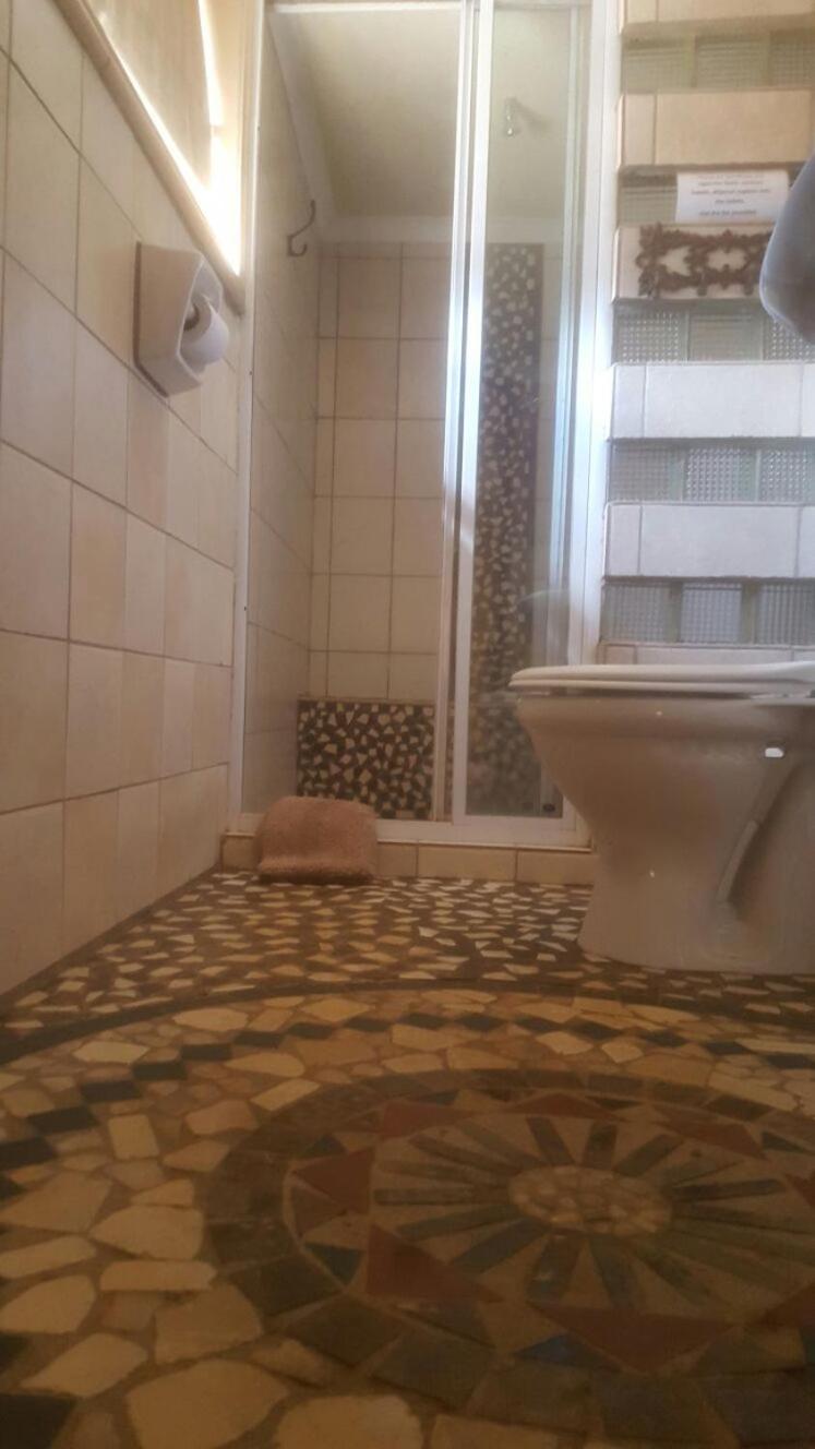 Photo 8