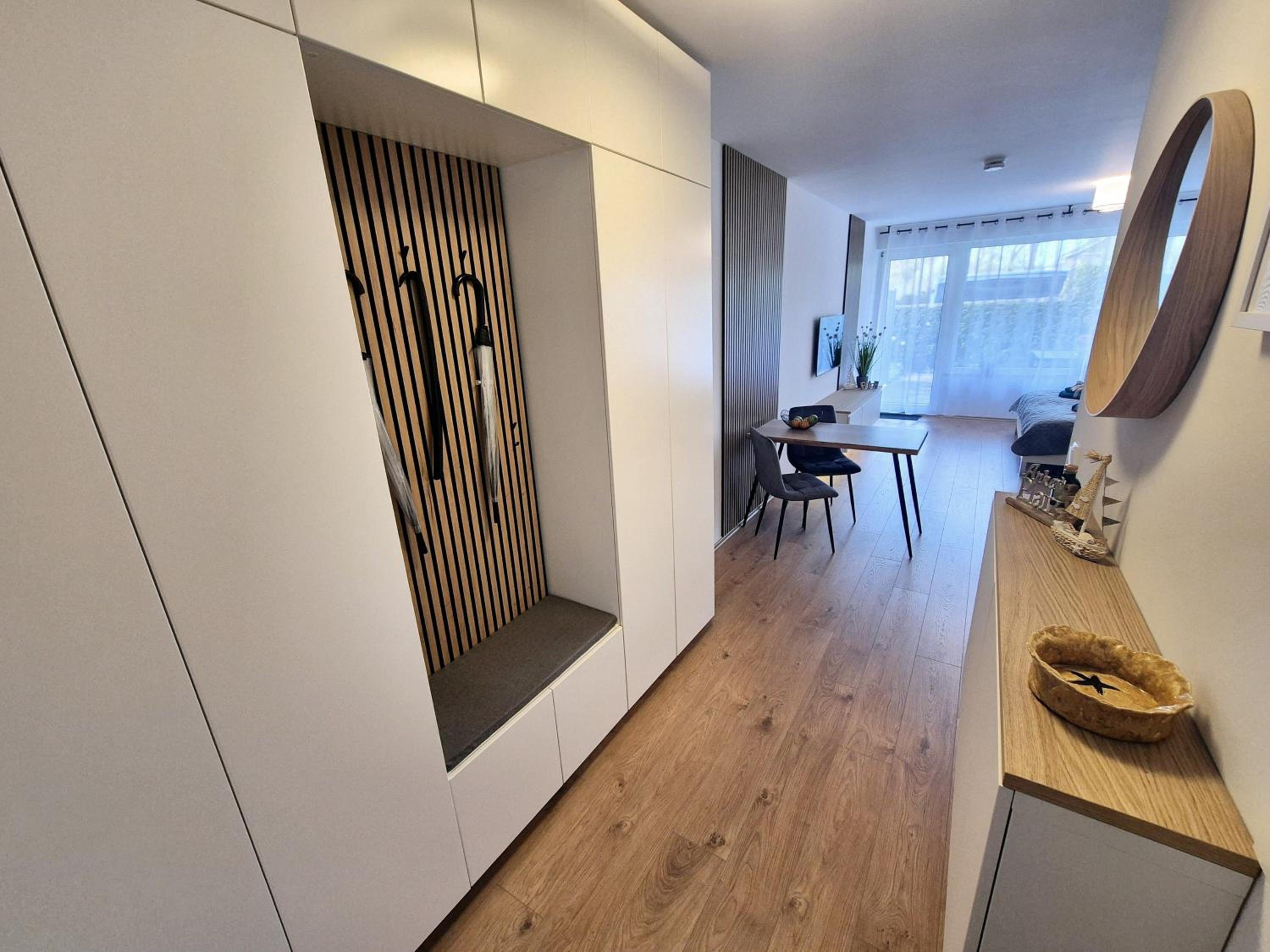 Meerzeit Apartment mit Terrasse & Parkplatz