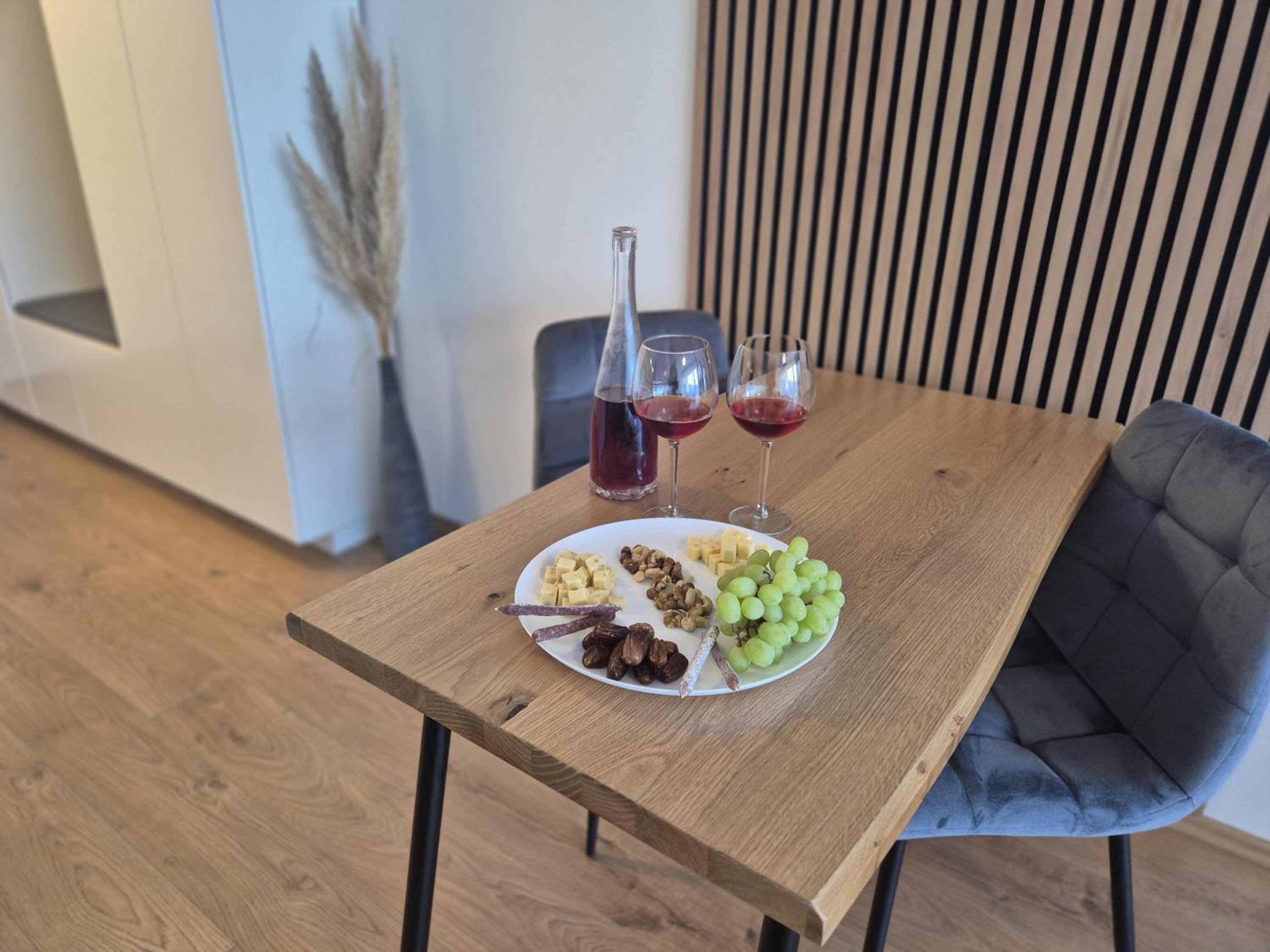 Meerzeit Apartment mit Terrasse & Parkplatz