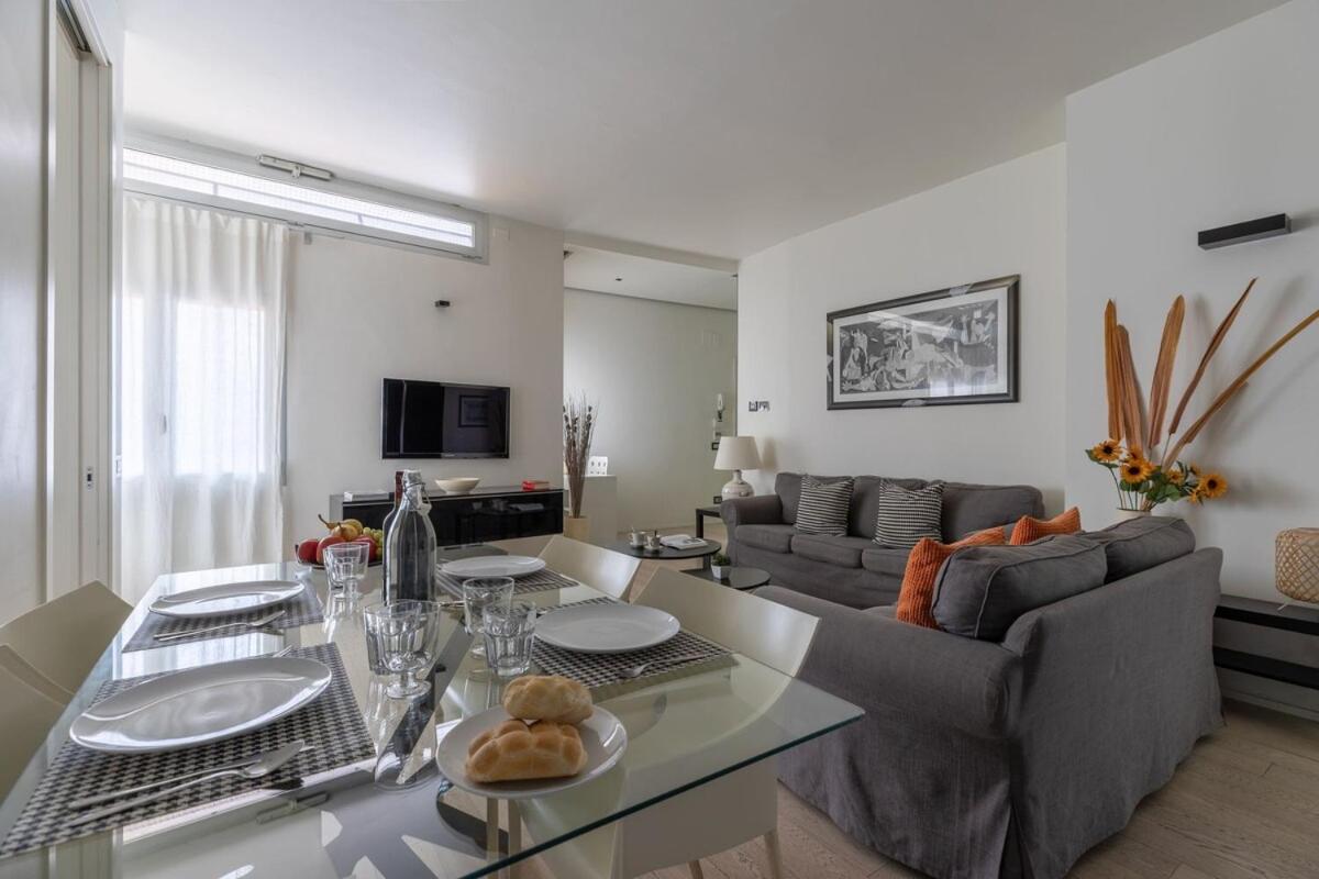 Style and Comfort in the Heart of Florence