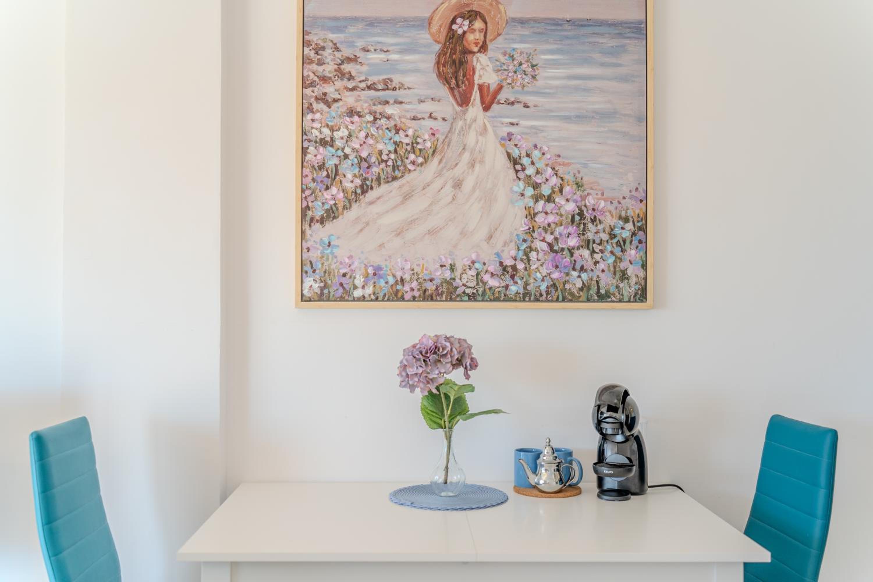 Malibu park studio with ocean views & heated pool
