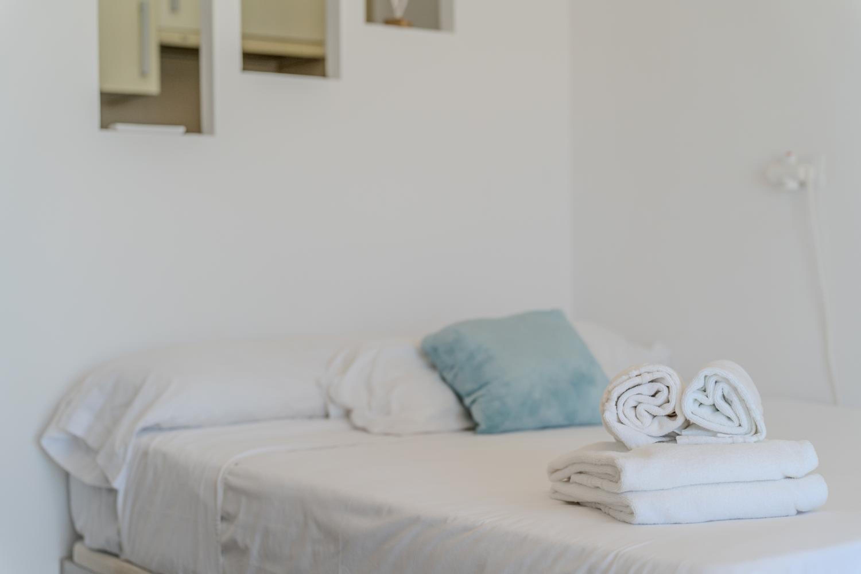 Malibu park studio with ocean views & heated pool