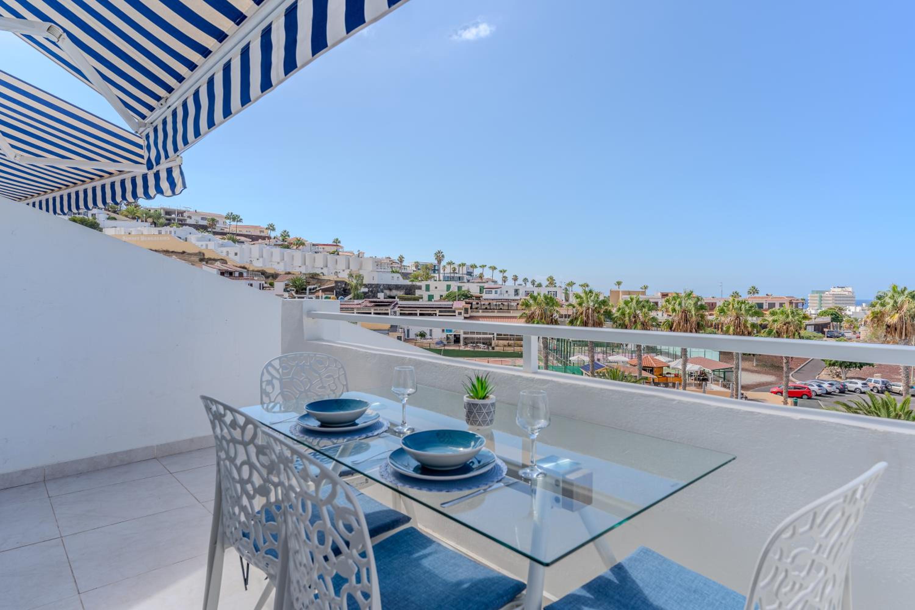 Malibu park studio with ocean views & heated pool