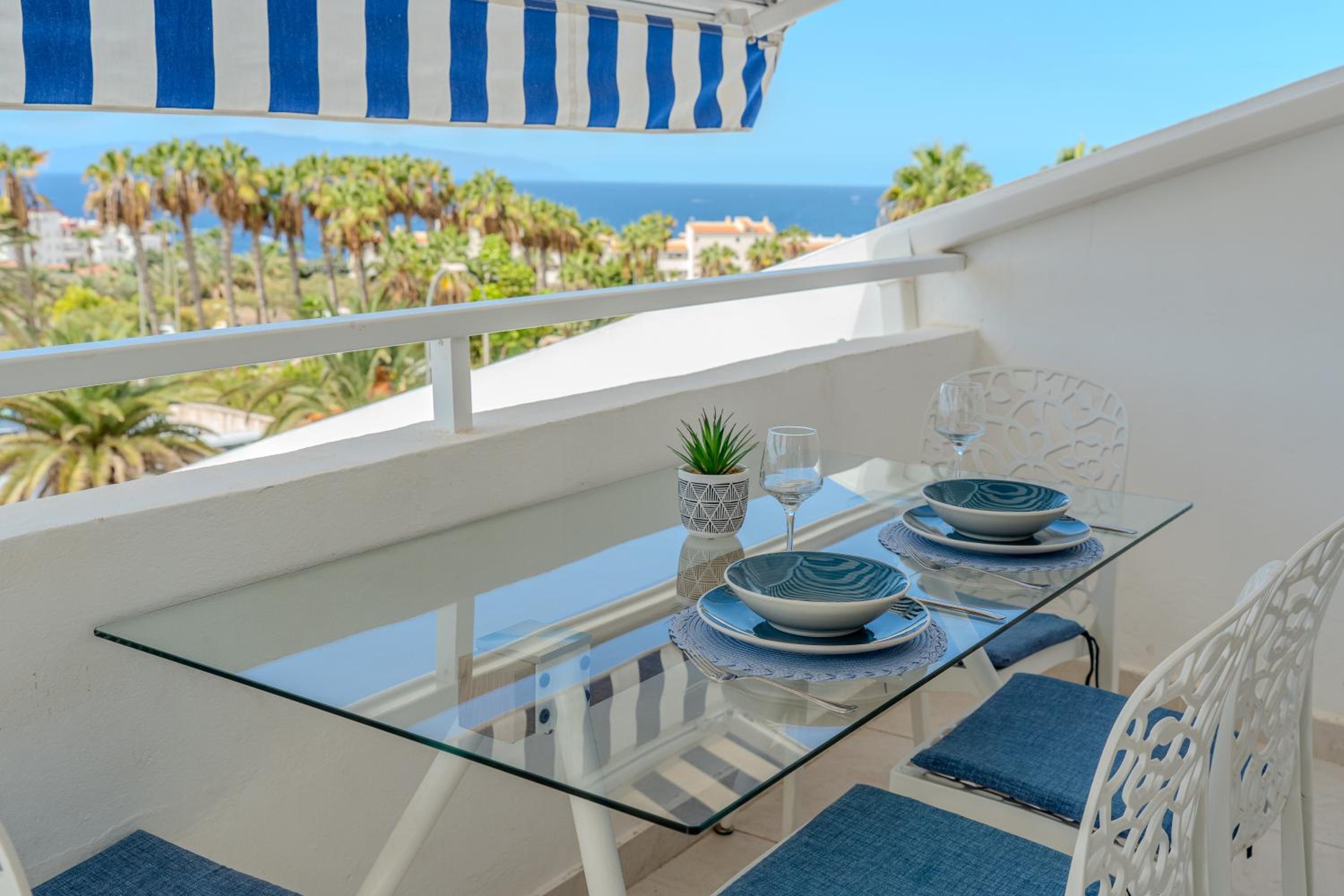 Malibu park studio with ocean views & heated pool