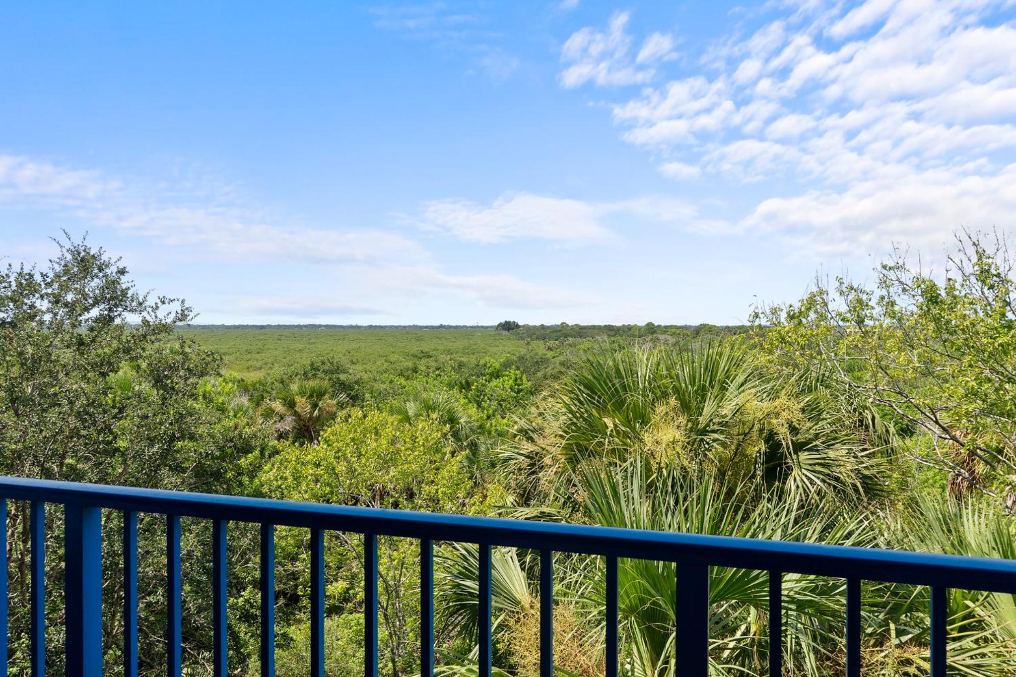 Coastal 3-bed 2-bath condo-New Smyrna Beach FL