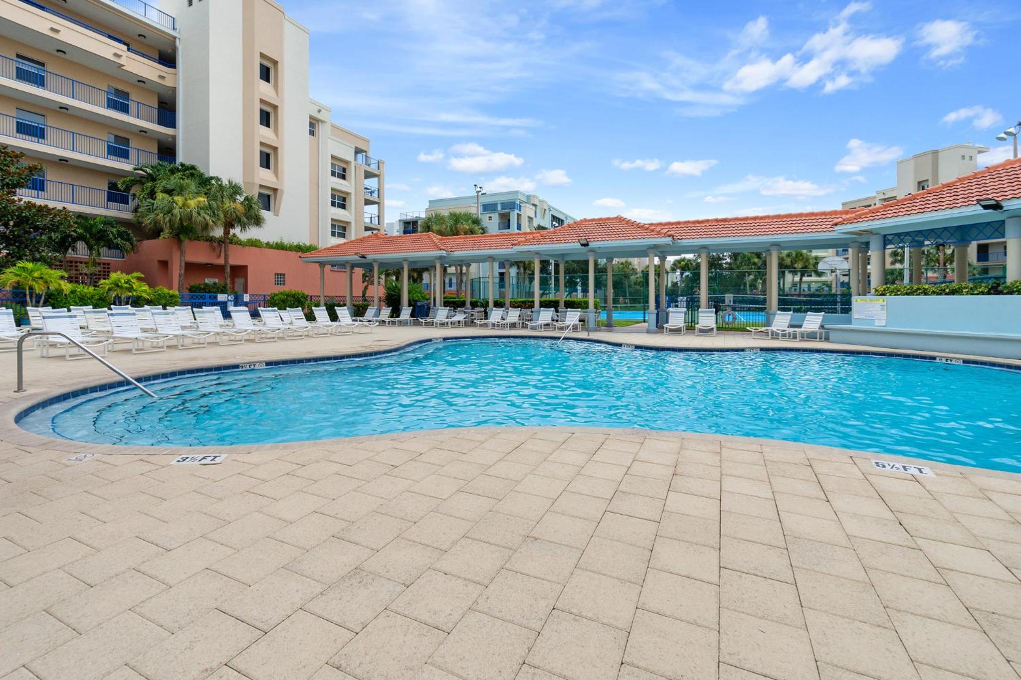 Coastal 3-bed 2-bath condo-New Smyrna Beach FL